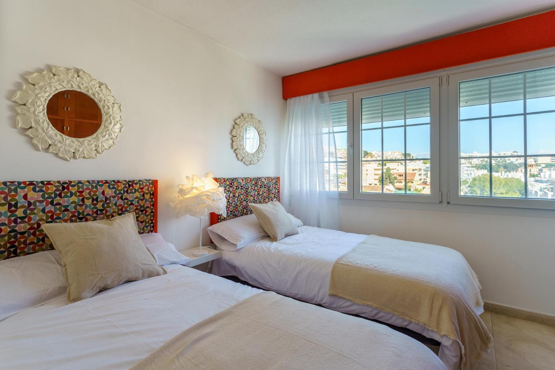 Malagasuite Carihuela * Torremolinos