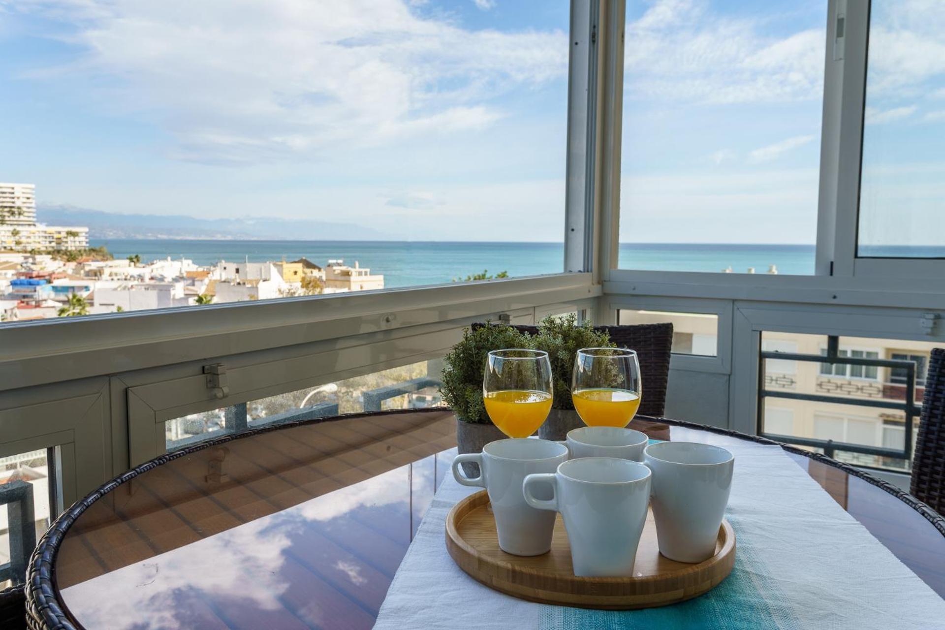 Malagasuite Carihuela Torremolinos