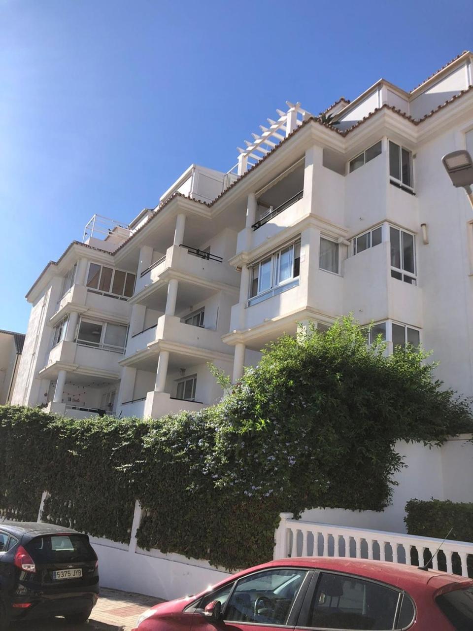 Nidos Apartment