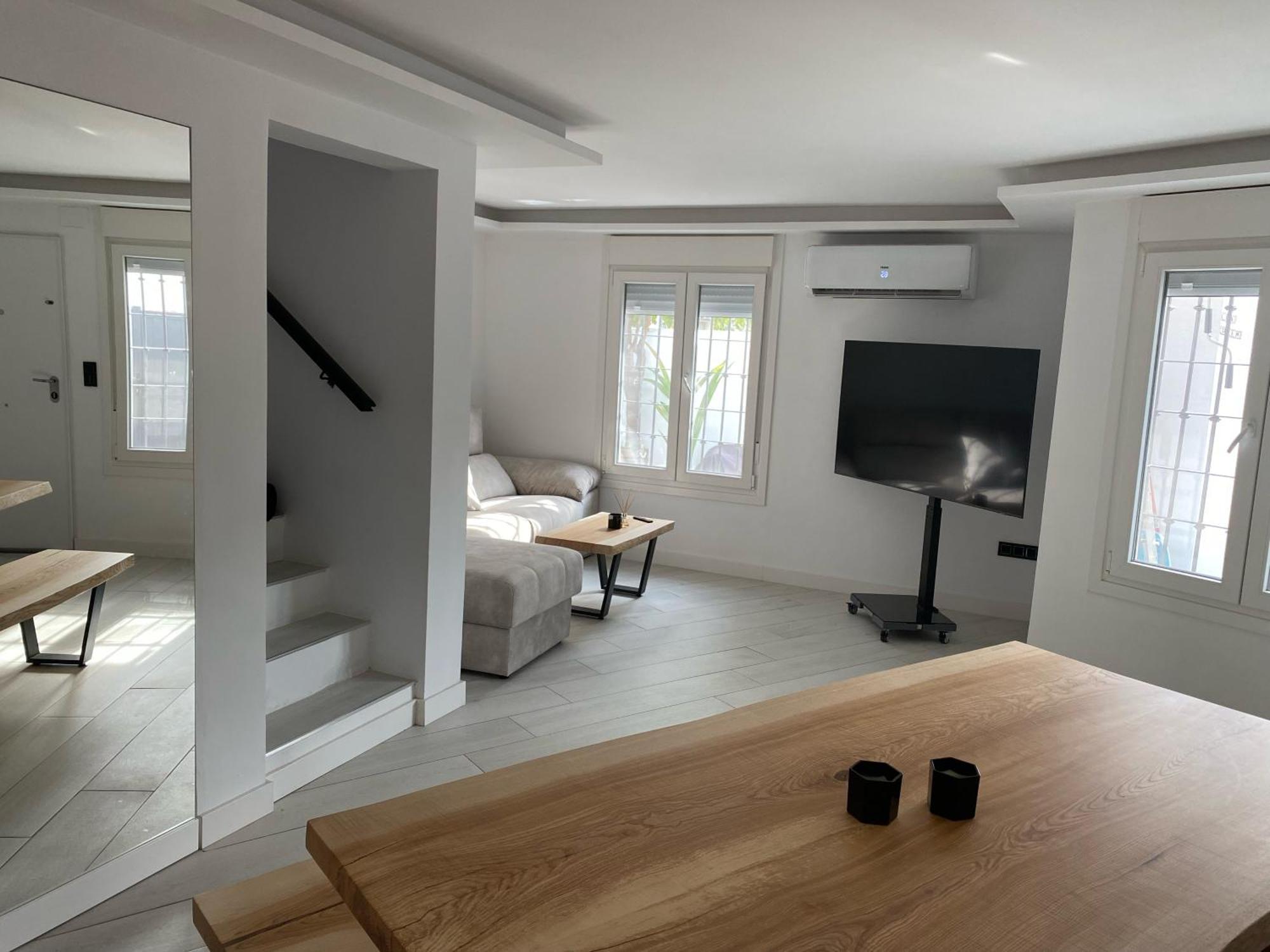 Casa Moderna Con Gimnasio