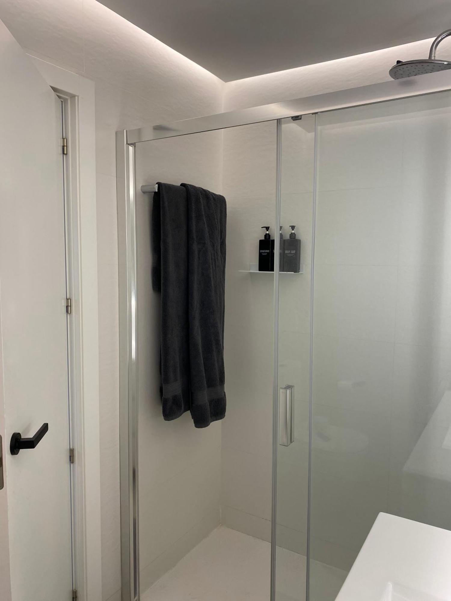 Casa Moderna Con Gimnasio