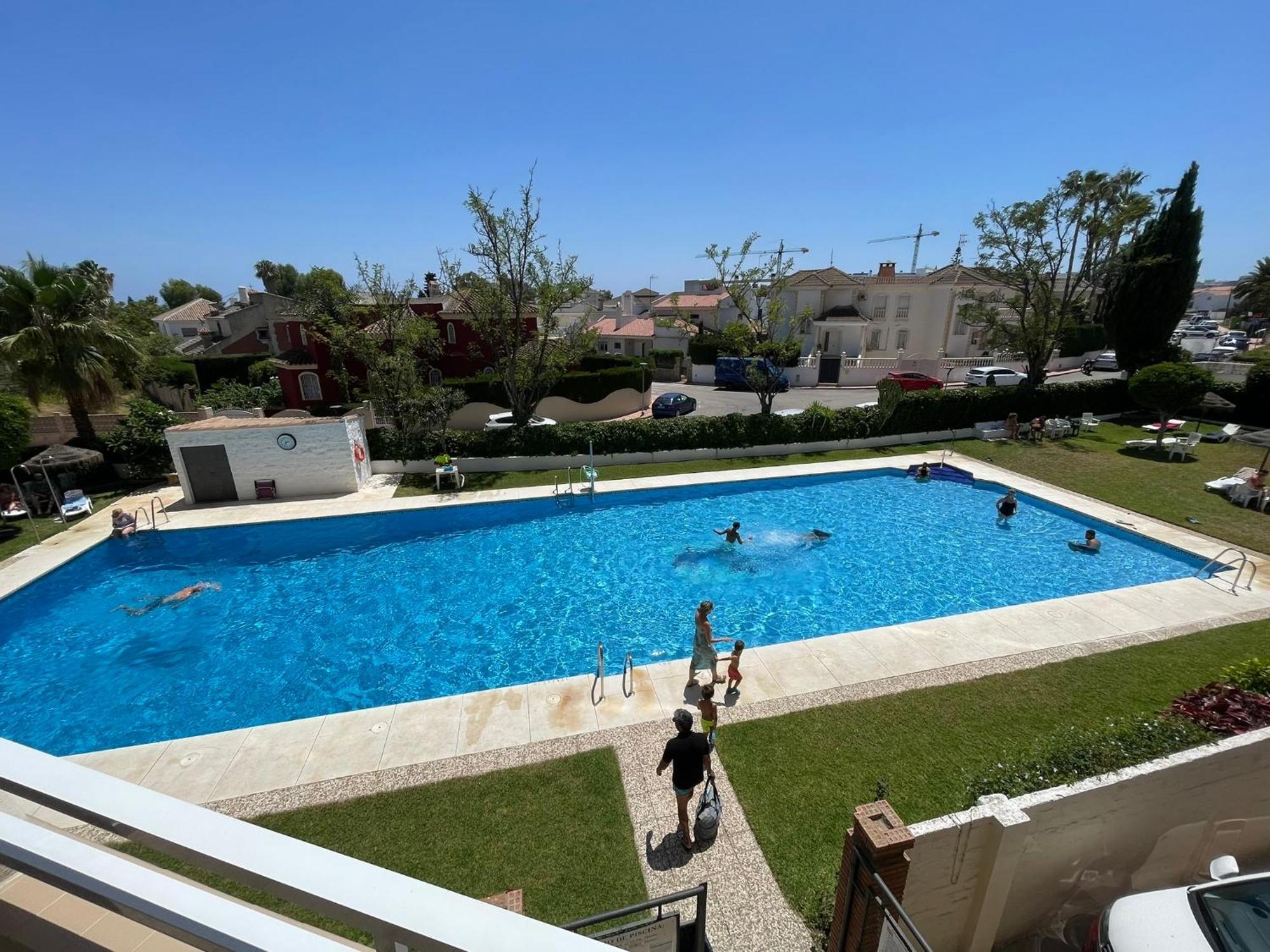 Vacaciones En La Costa Del Sol *