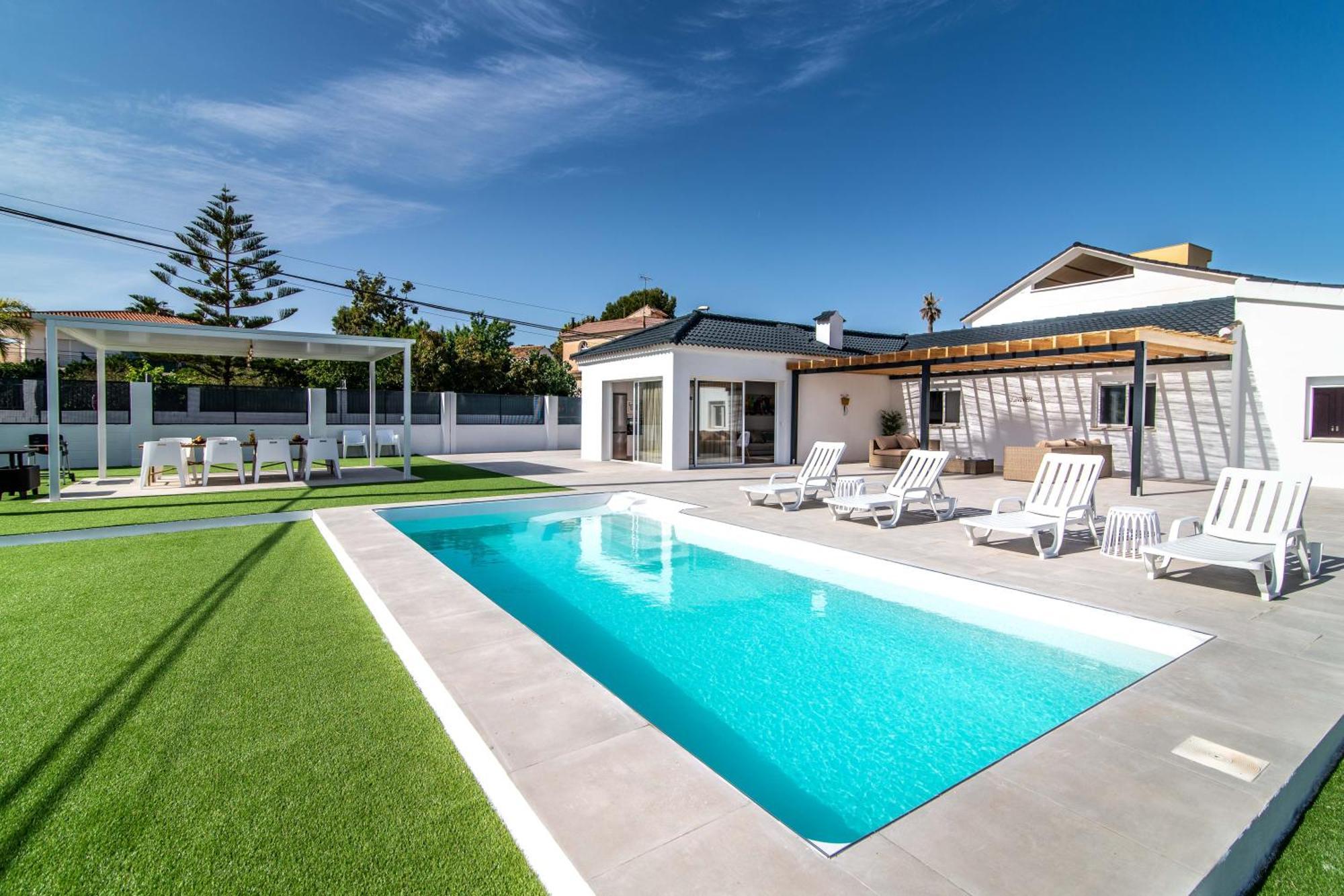 Villa Palm Tree 5 Bdr Pool & Bbq Torremolinos