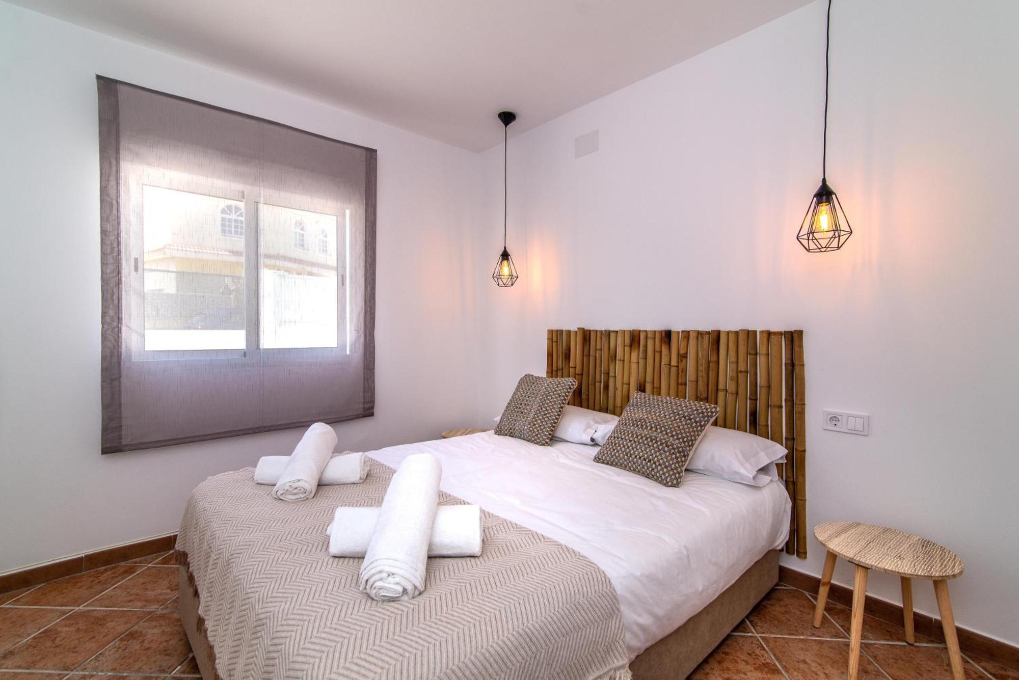 Palm Tree 5 Bdr Pool & Bbq Villa Torremolinos