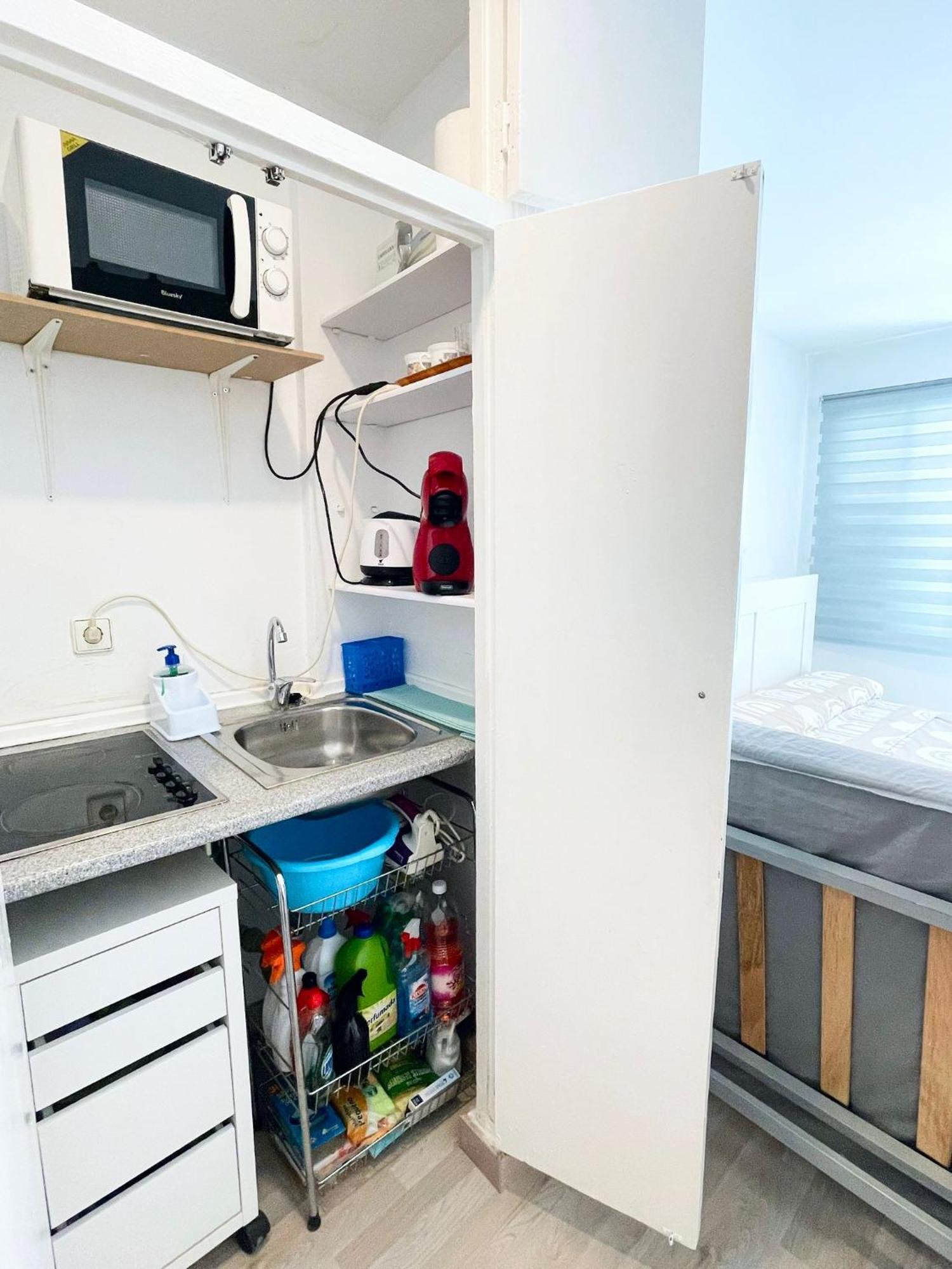 Estudio En El Centro De By Bebalmy Torremolinos