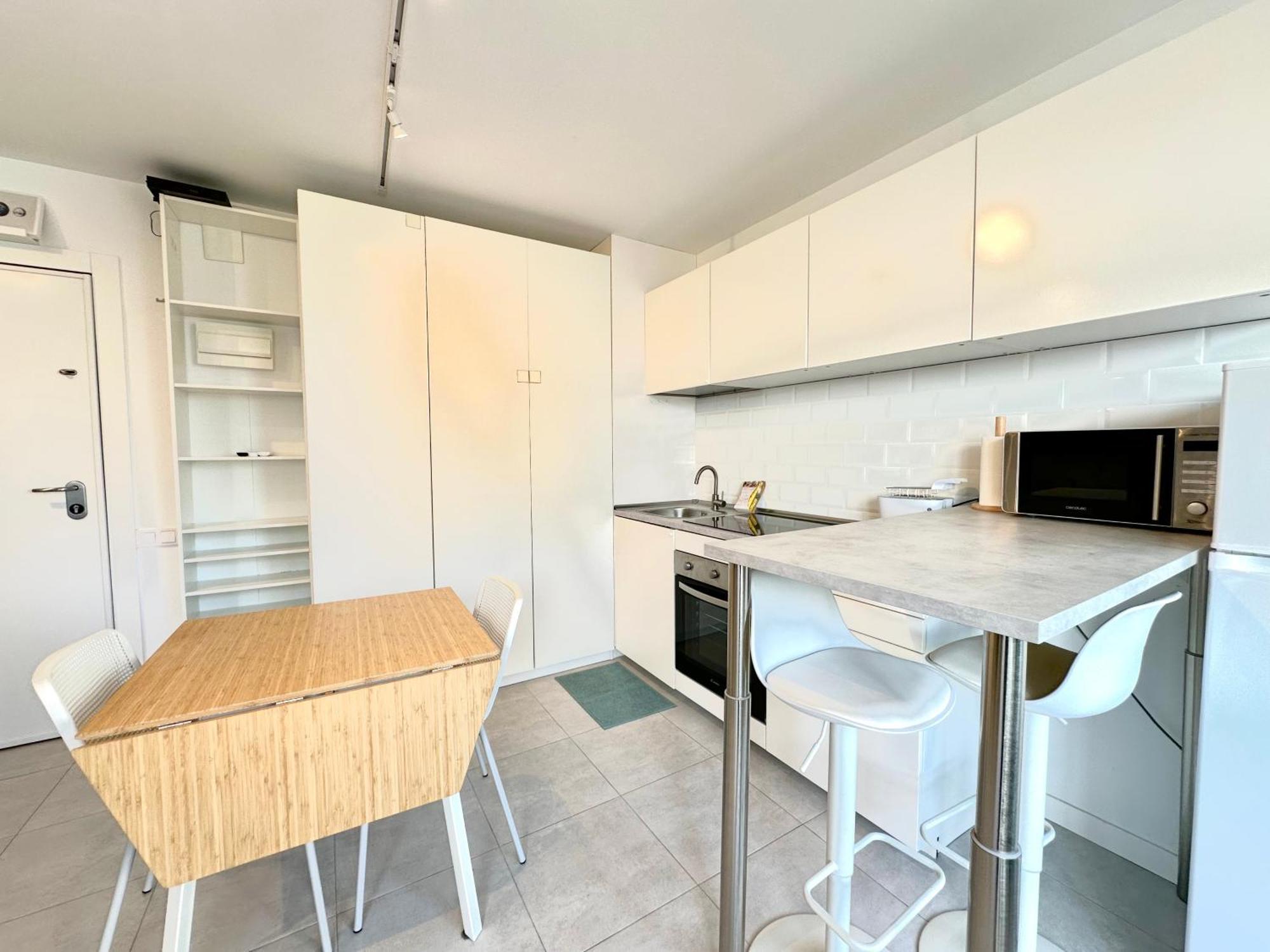 Cg5 - Reformado, 1 Dormitorio, Vistas, Centro 50 Metros Y Playa 700 Metros Torremolinos