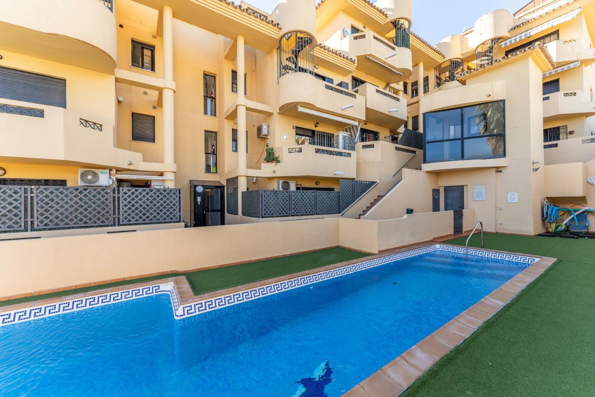 Malagasuite Beautiful Pool & Parking *