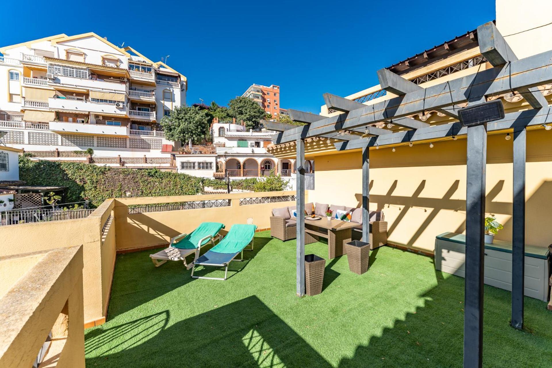 Malagasuite Beautiful Pool & Parking * Torremolinos