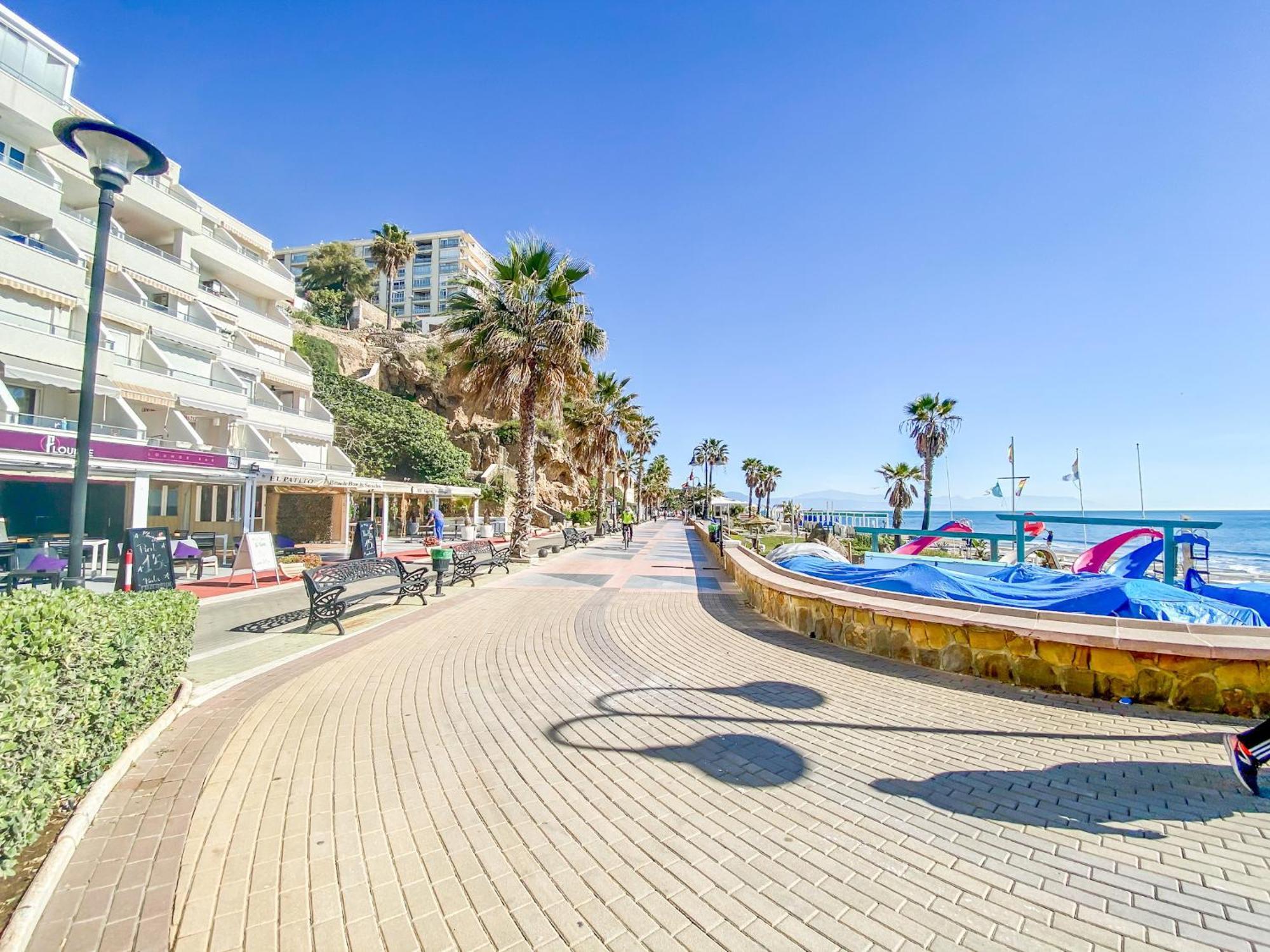 Apartamento The White Rock Private Access To The Torremolinos