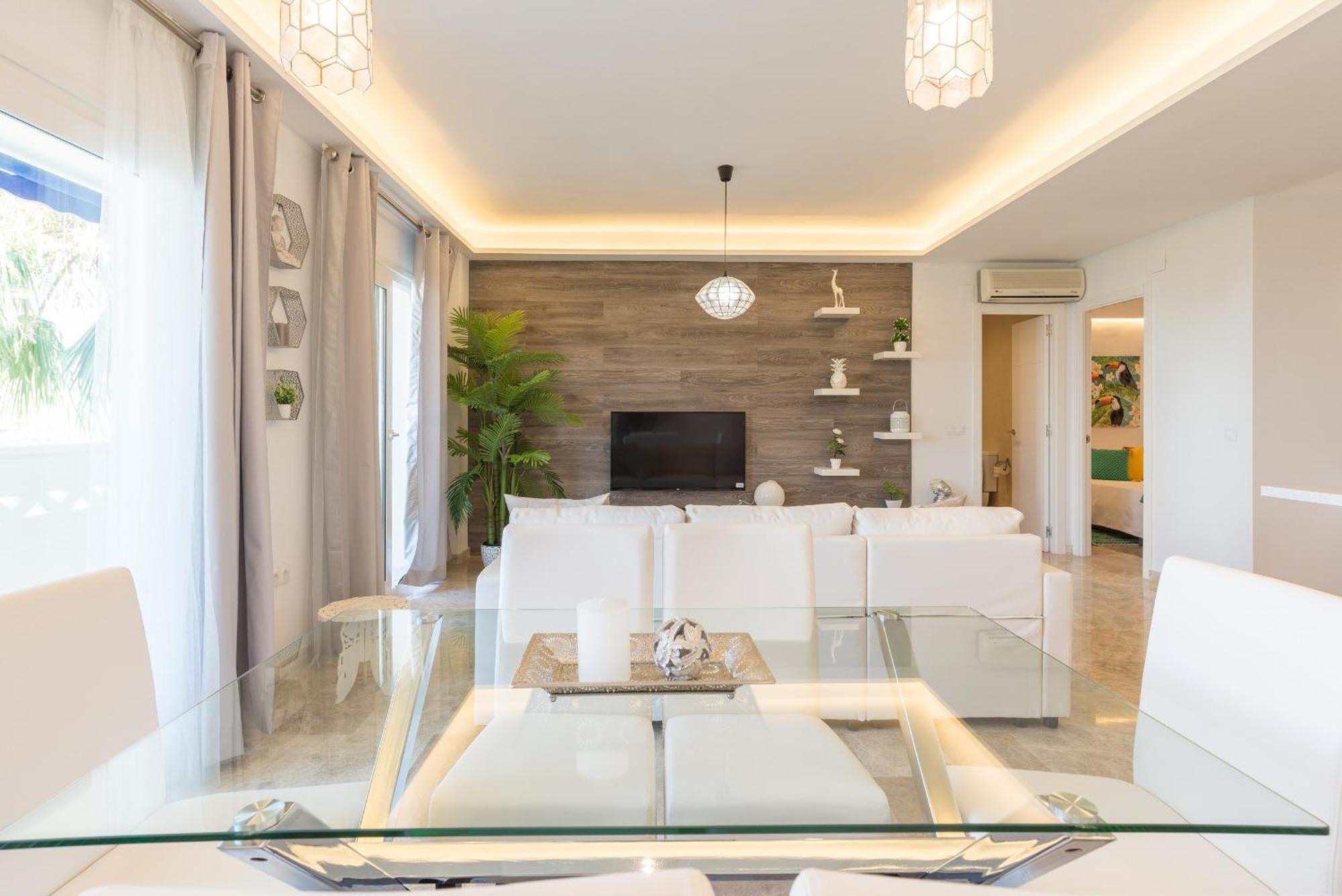 Saturnodream-4 Min To The Beach-seasonal Pool Torremolinos