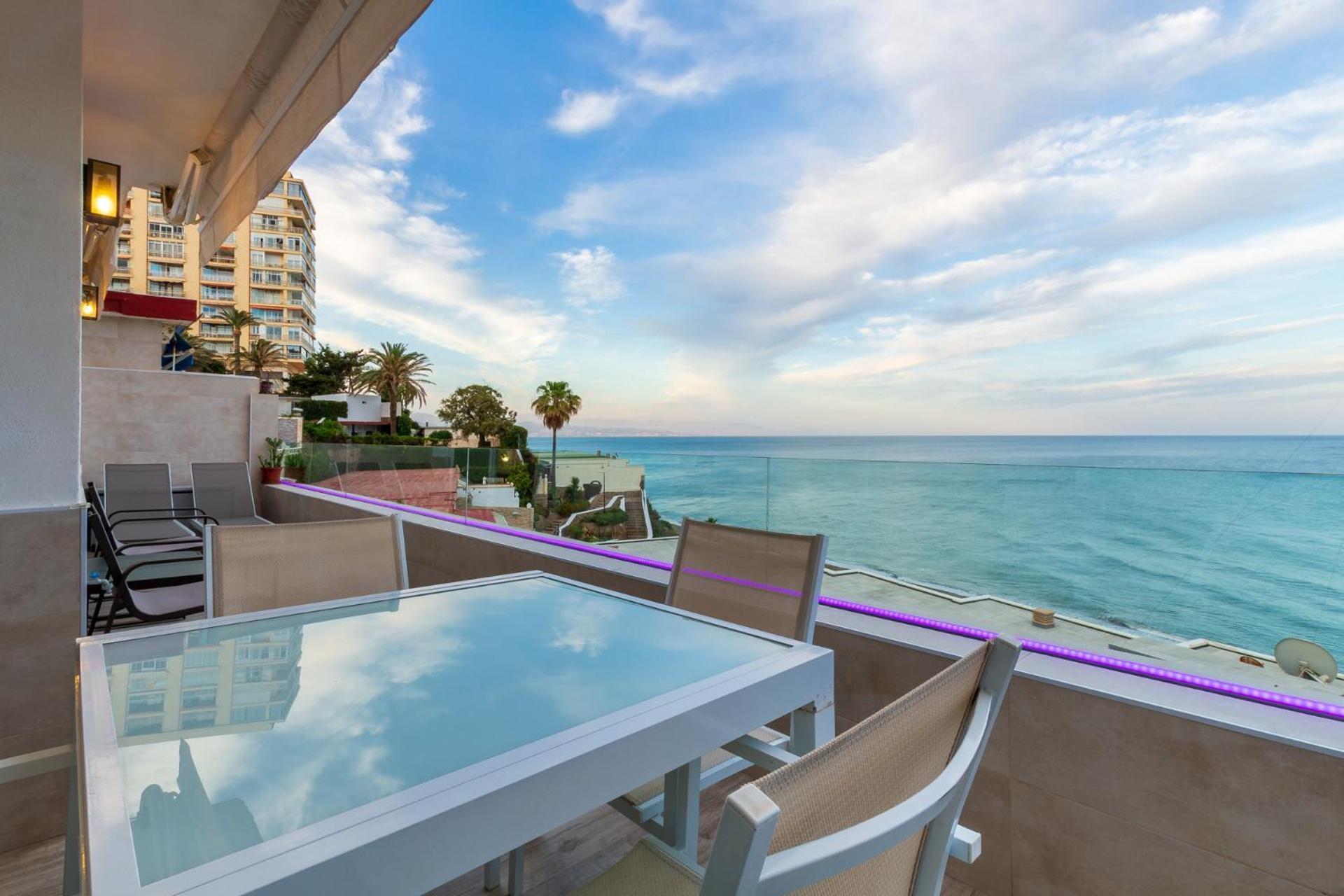 Apartment Increible Terraza Vista Al Mar, Wifi Y Parking *