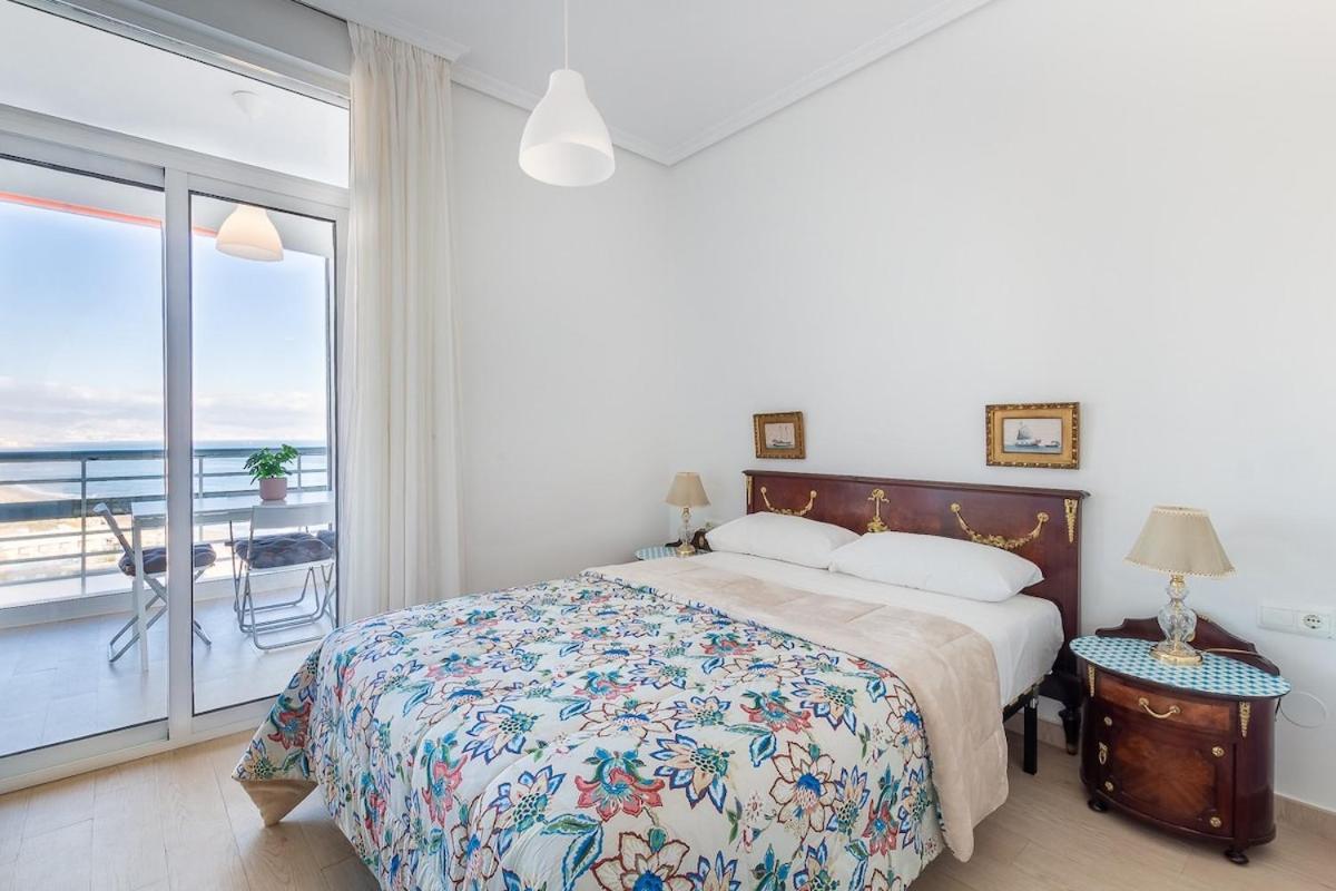 ¡magnificas Vistas Al Mar! Piscina Y Wifi Gratis * Torremolinos