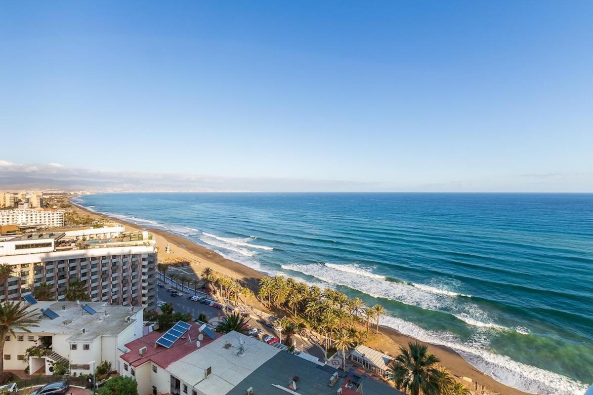 ¡magnificas Vistas Al Mar! Piscina Y Wifi Gratis Appartement