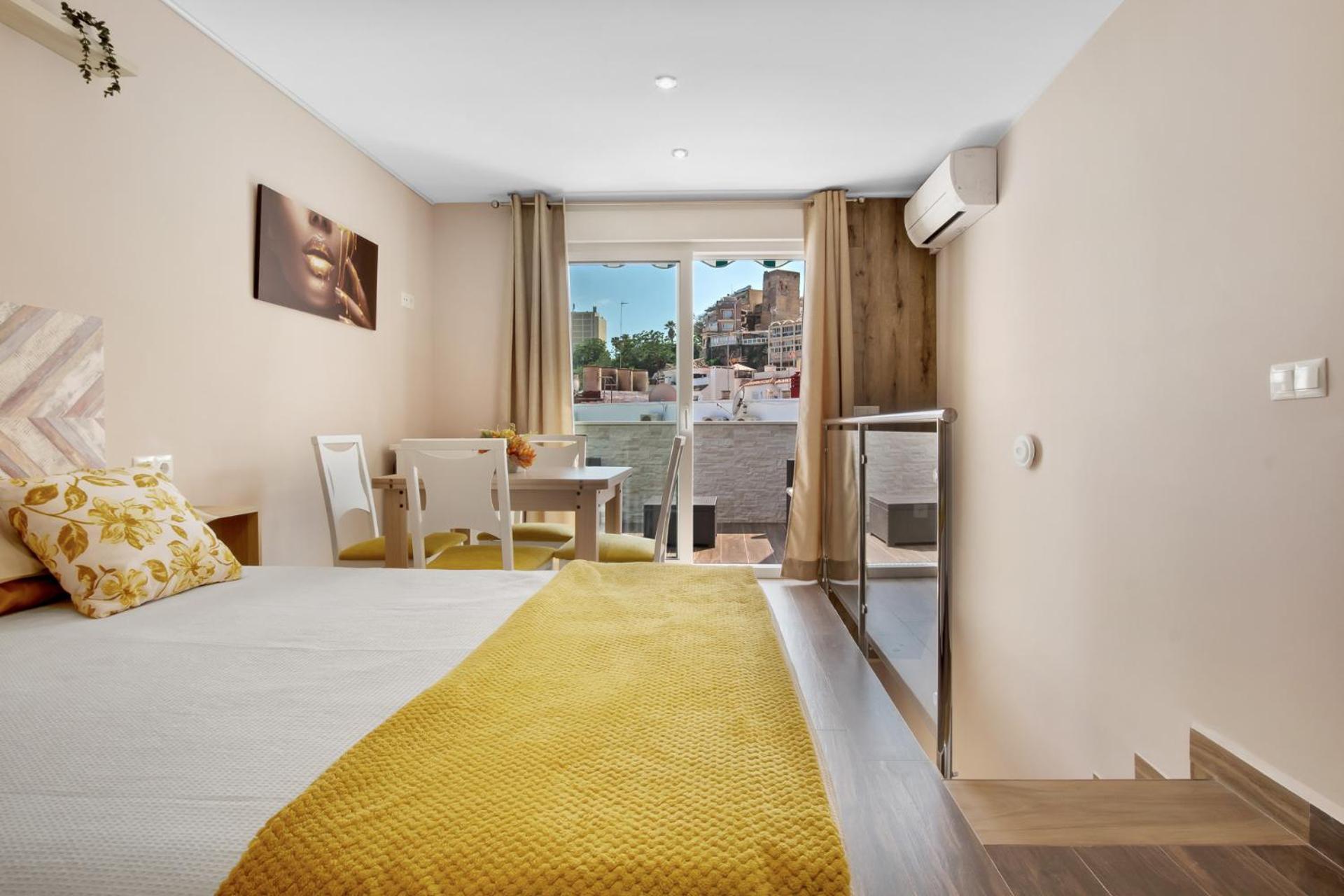 ¡terraza, Relax Y Wifi! A 50m De La Playa
