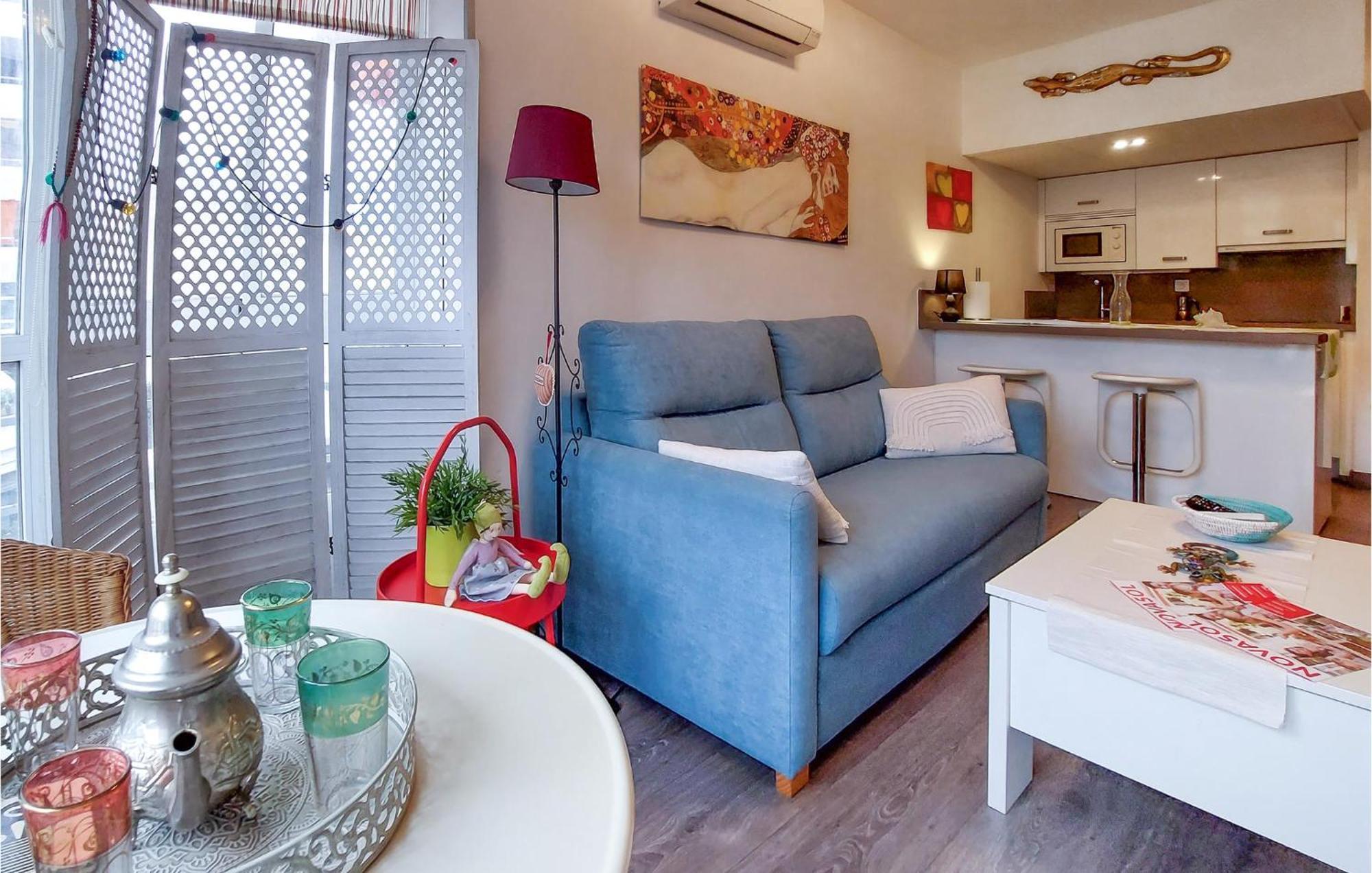 Awesome In With Kitchen Apartment *