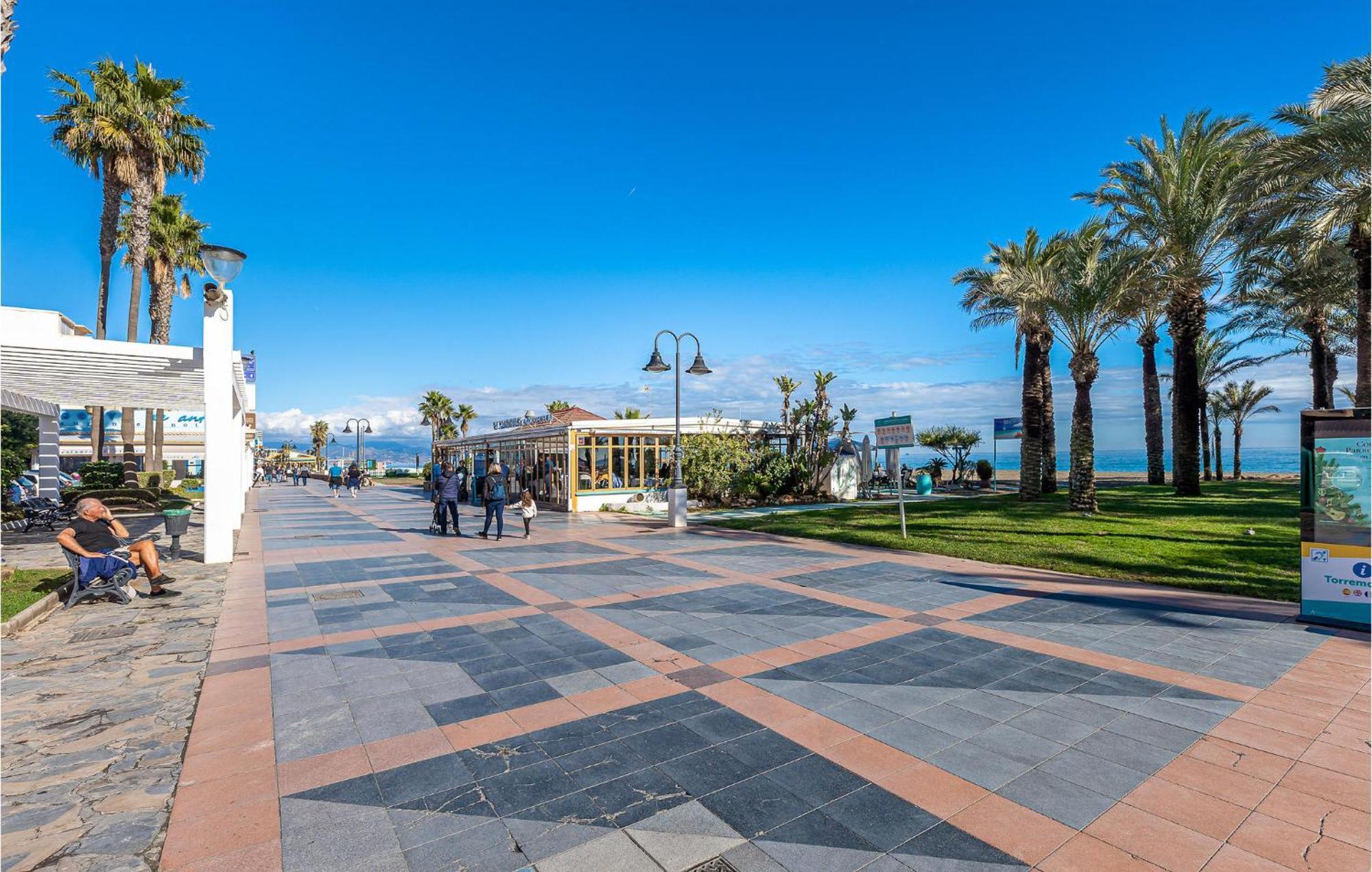 Awesome In With Kitchen Torremolinos