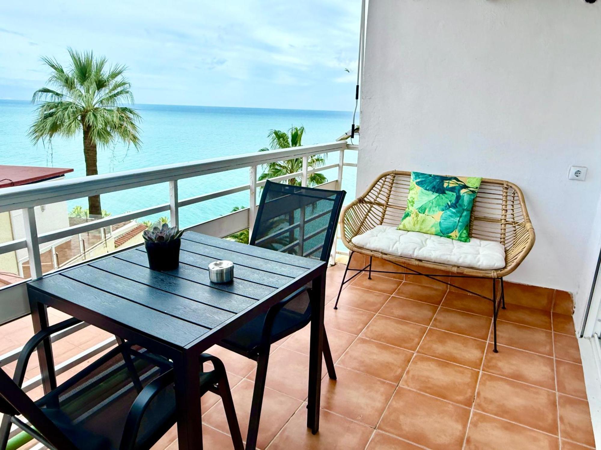 Arrecife De La Roca, Ventana Al Mar * Torremolinos