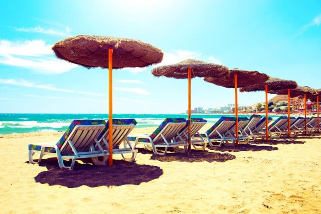 Appartement En Paseo Maritimo De Torremolinos