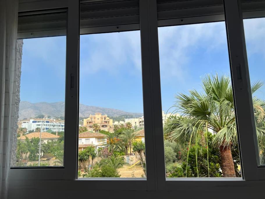 Appartement En Paseo Maritimo De *