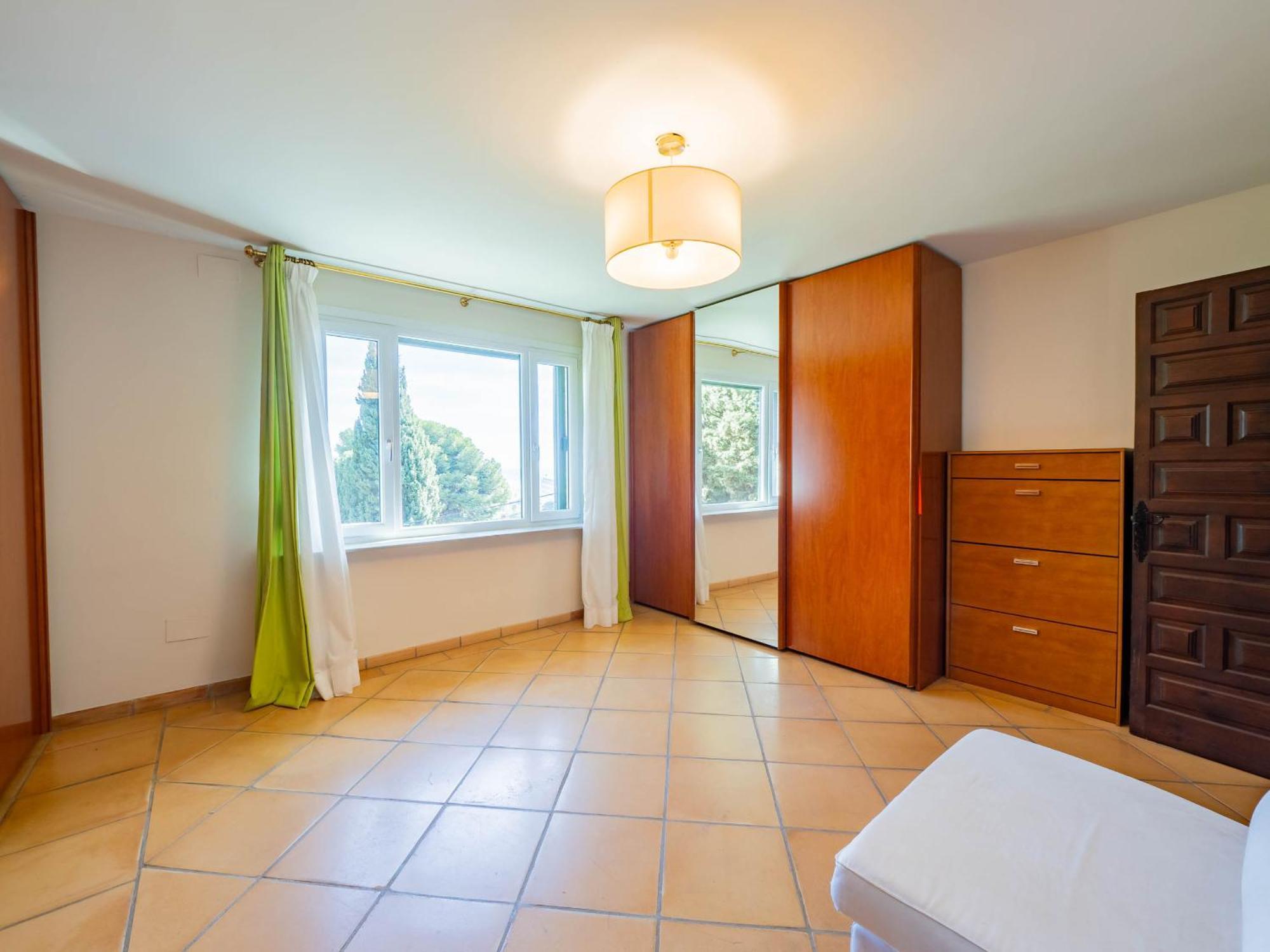 Cubo's Capuchinas & Cave House Villa *