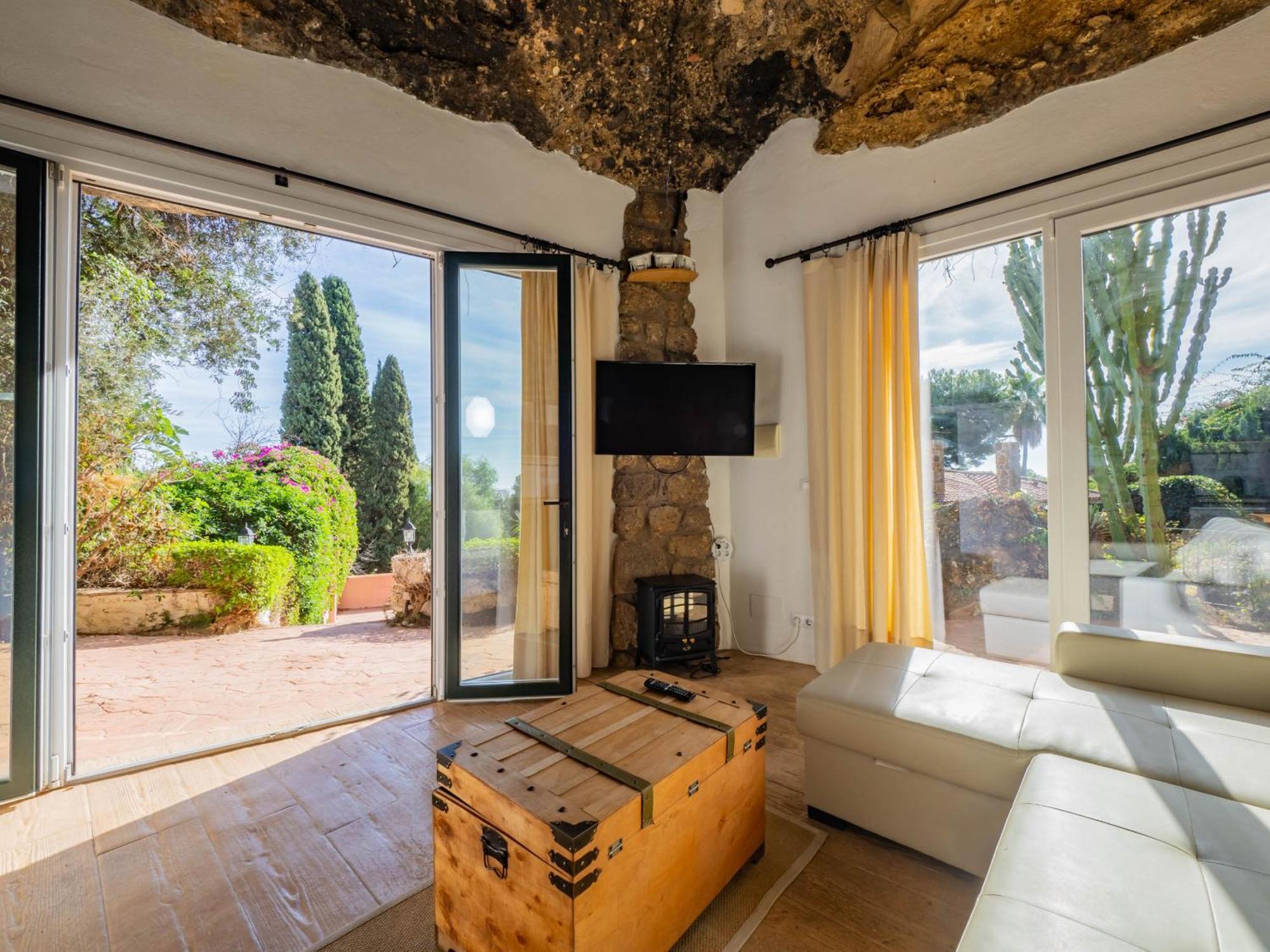 Cubo's Capuchinas & Cave House Torremolinos