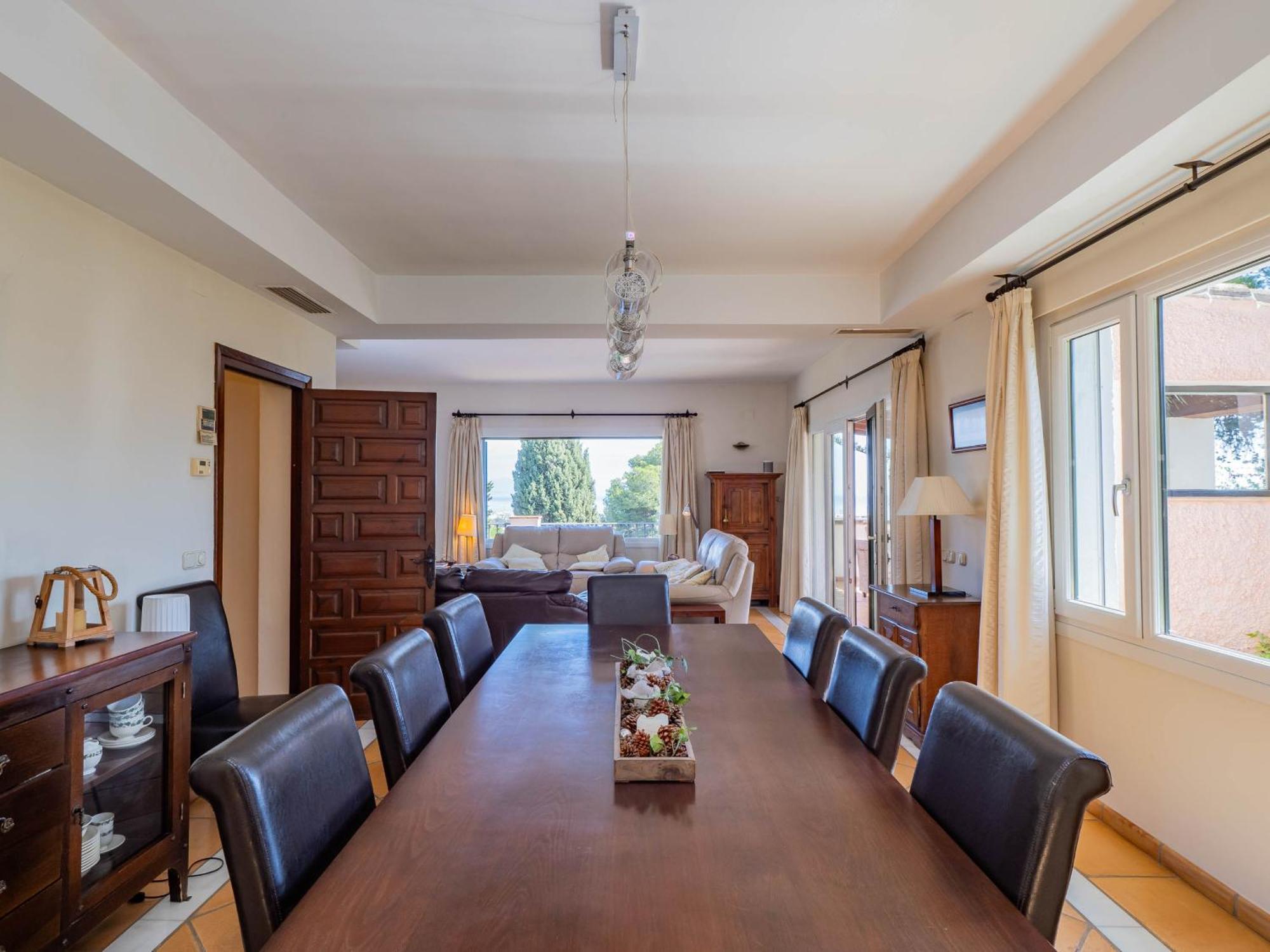 Cubo's Capuchinas & Cave House Villa *