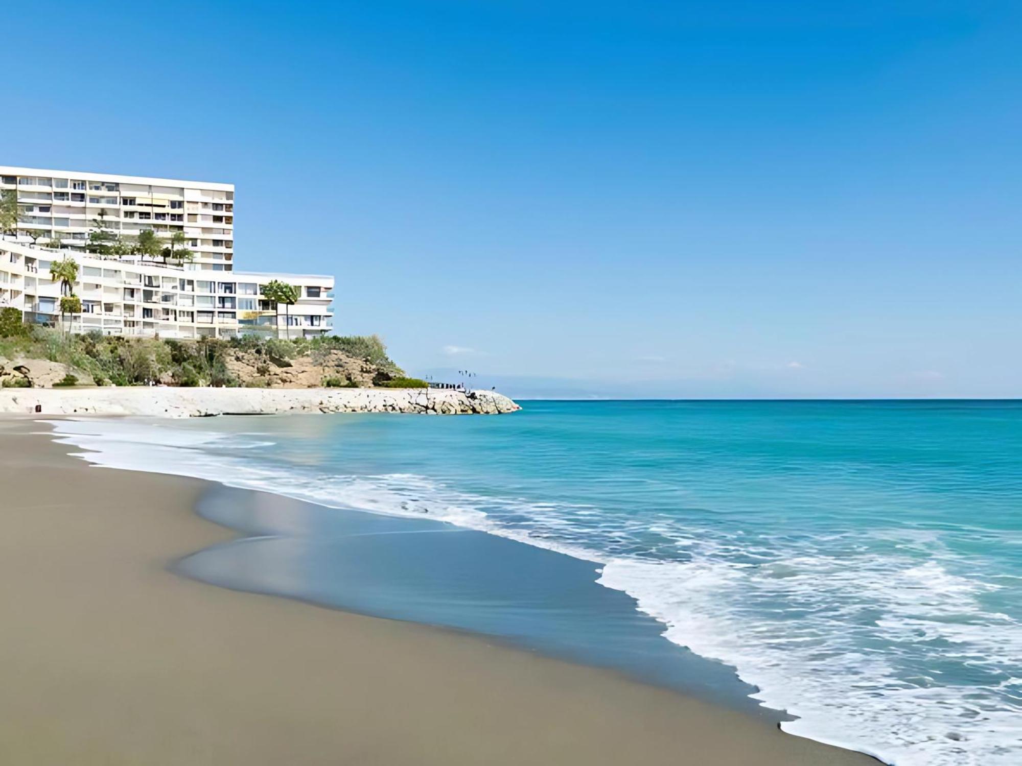 Modern & Family Flat Carihuela 3 Bdr Torremolinos