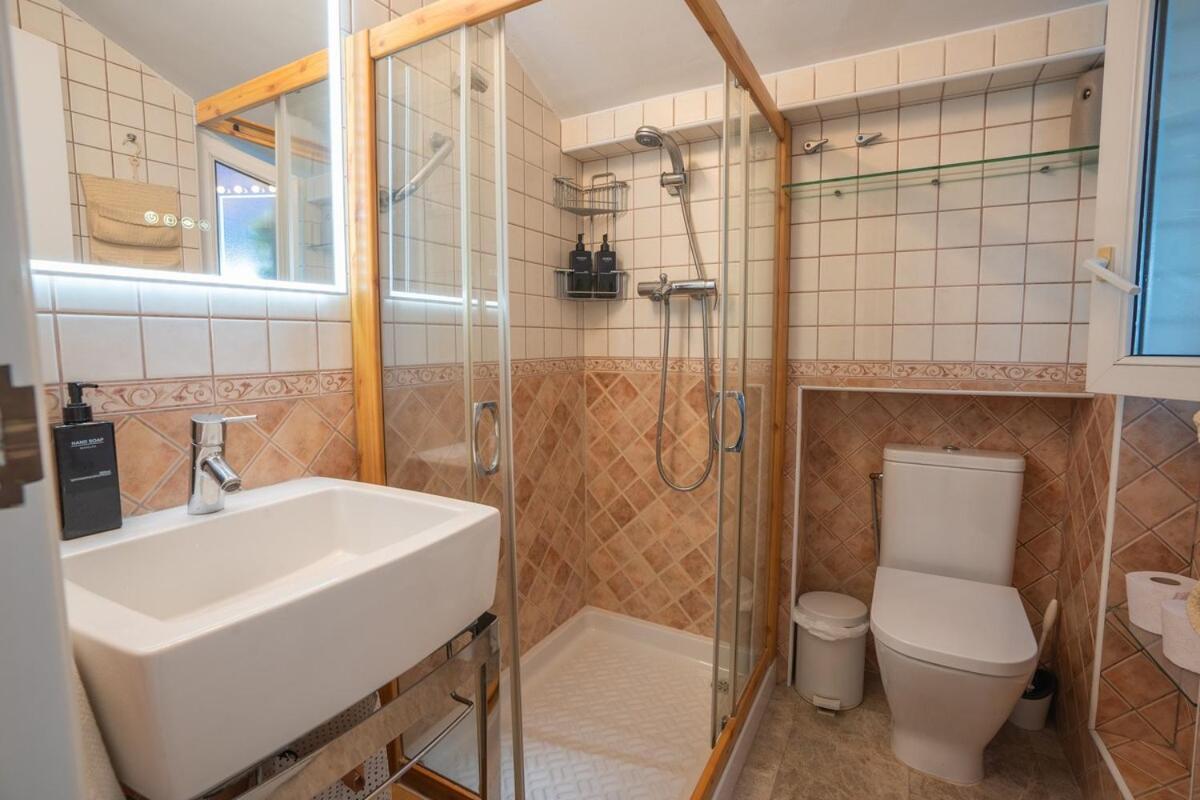 Penthouse With Sea Views Alamos Appartement