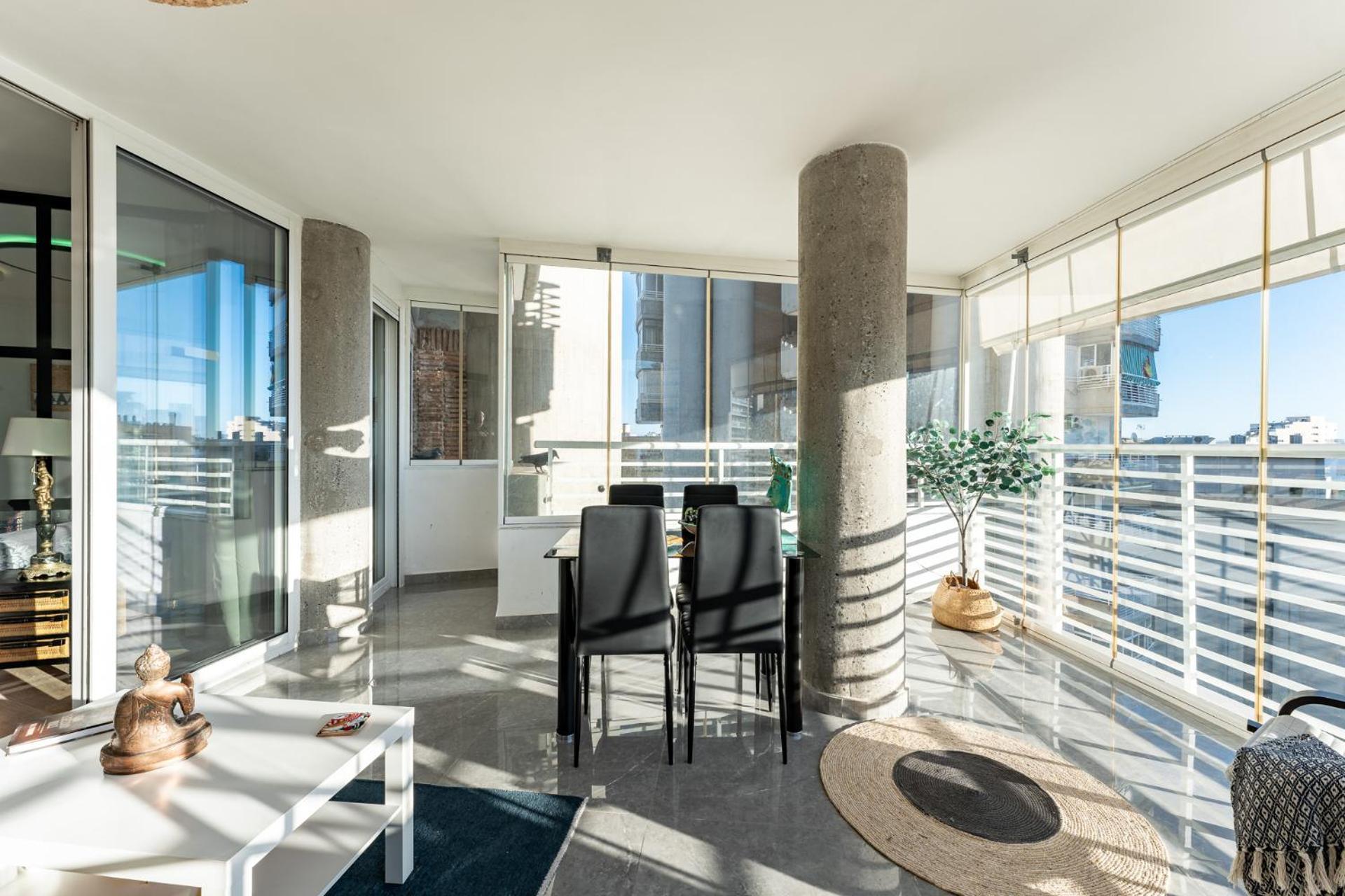 Ct 353 - Faro's Tower 2 - Walking Distance To Everything Apartment *