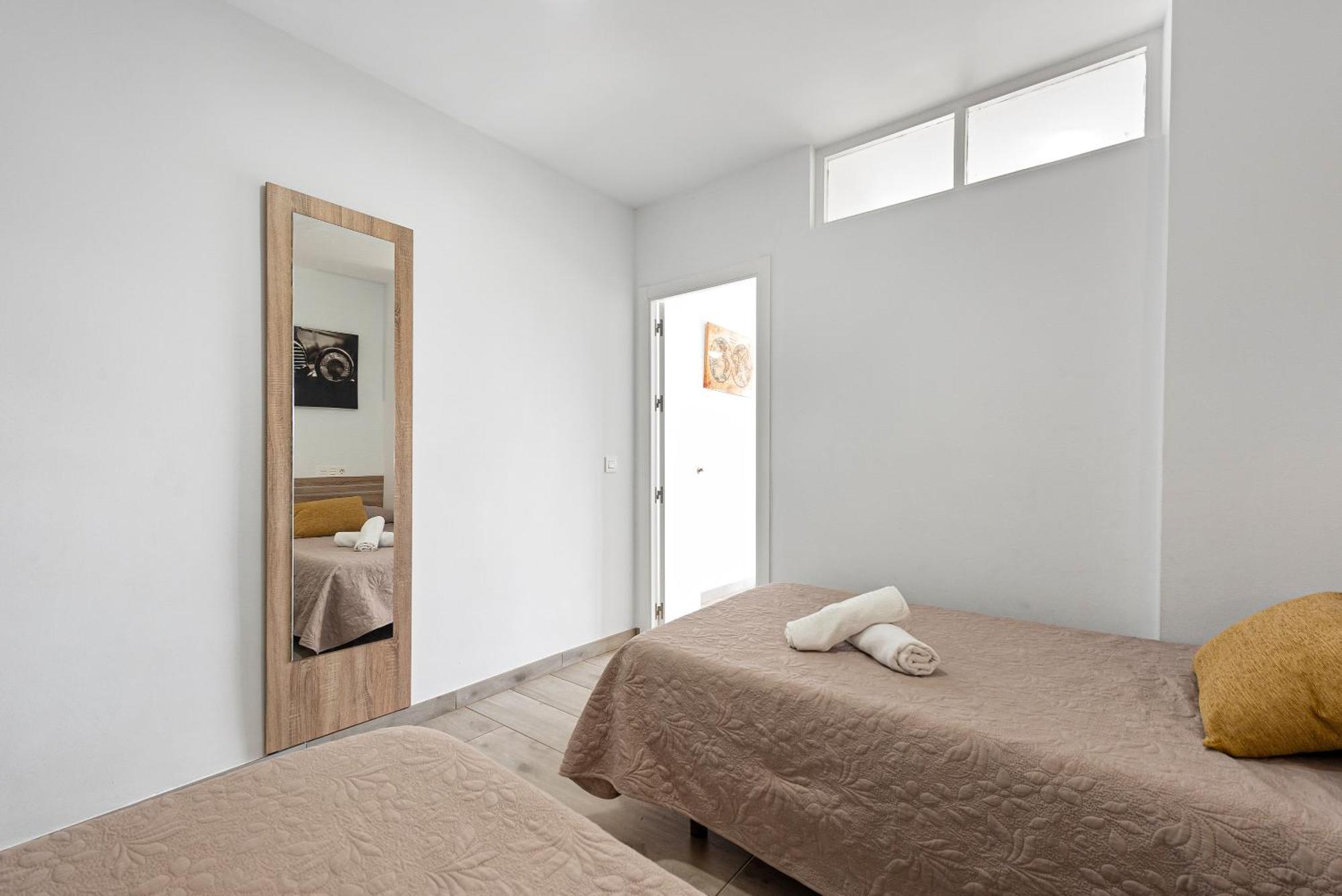 Palace Carihuela Apartment