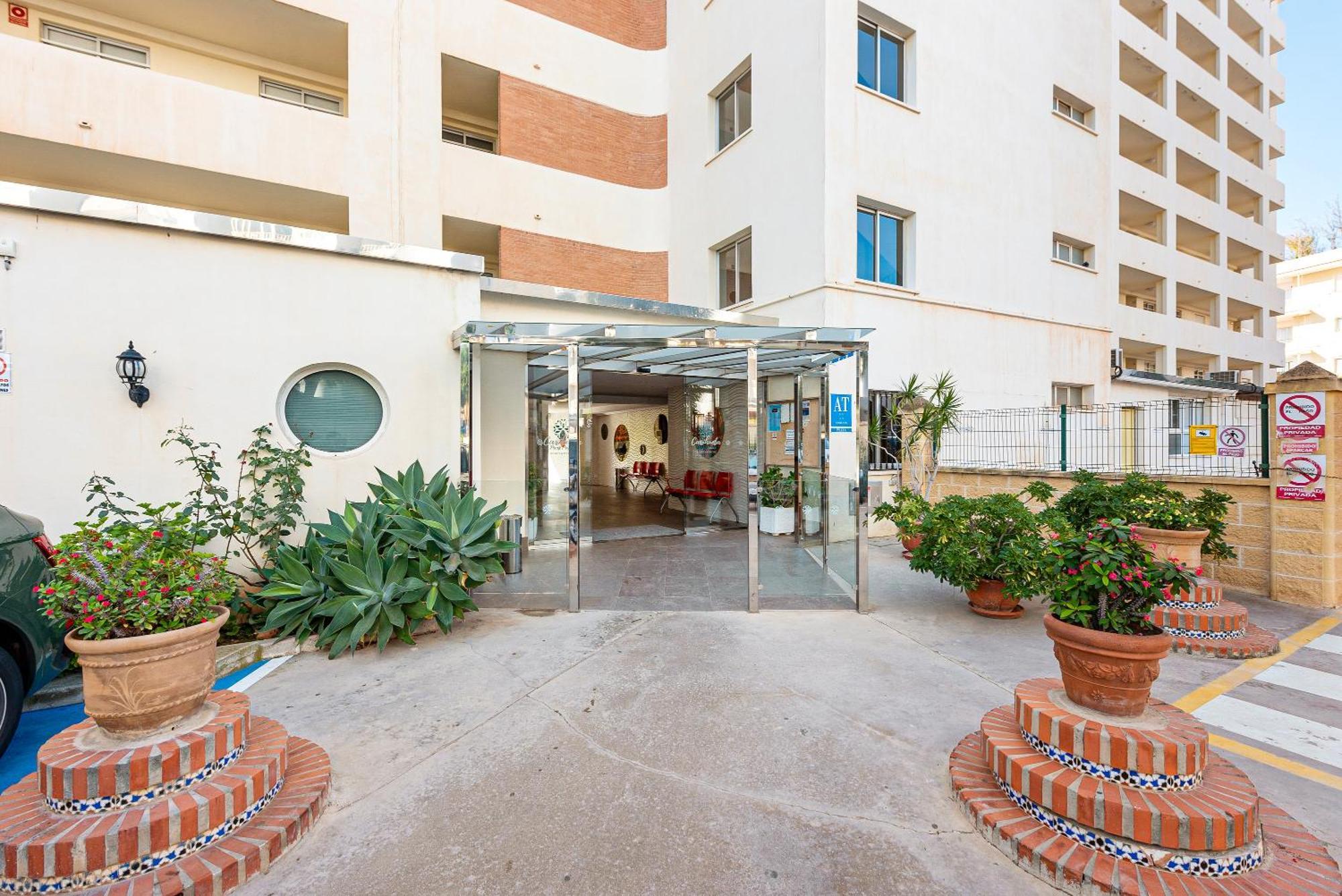 Palace Carihuela Apartment *