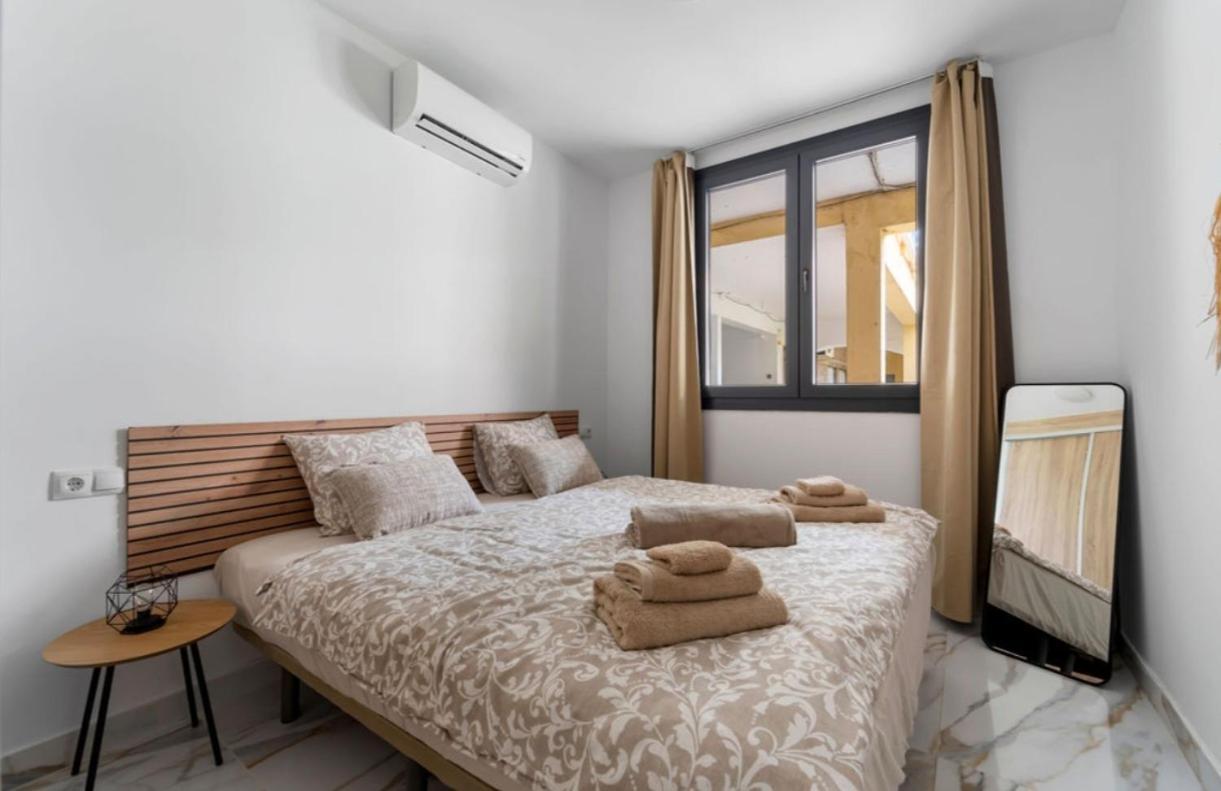 Casa Adela At Parrot At Carihuela Torremolinos