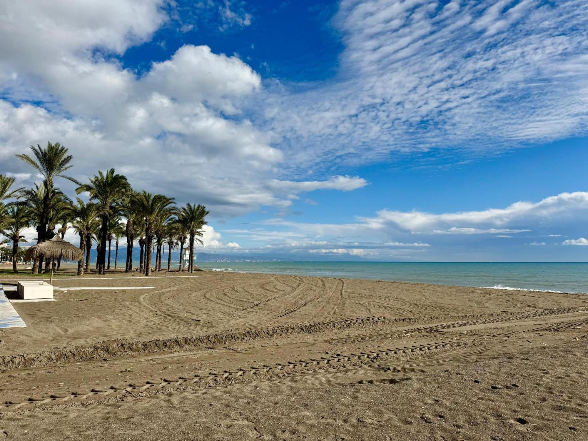 Primera Linea De Playa Con Vistas Al Mar Con Garaje B Appartement