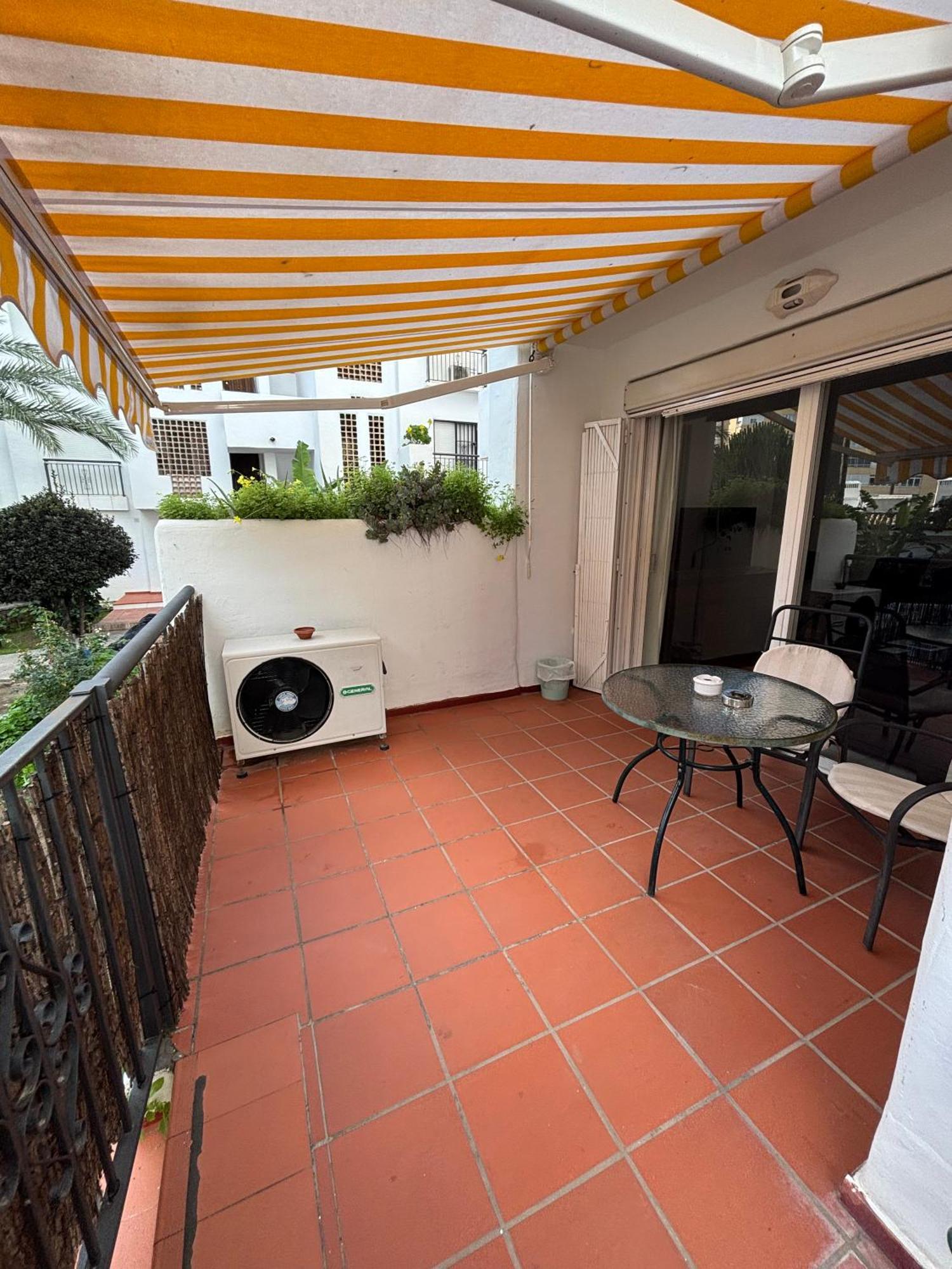 Ola Blanca Carihuela Torremolinos
