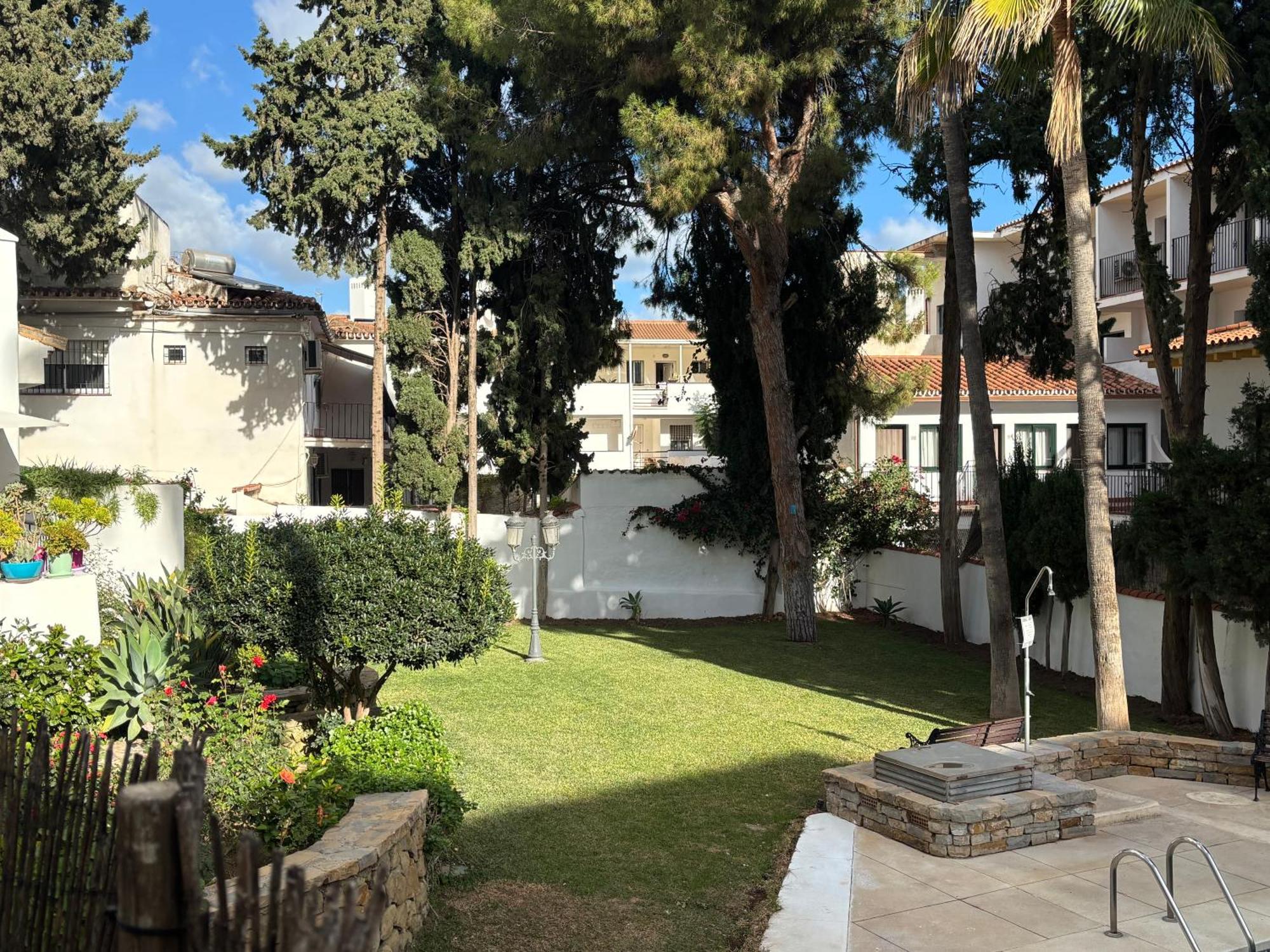 Ola Blanca Carihuela