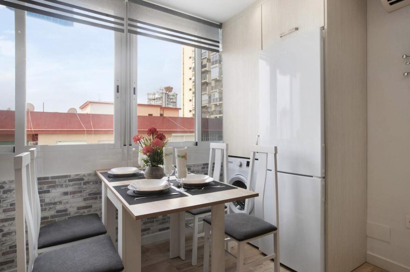 Apartment Sunny New In The Center
