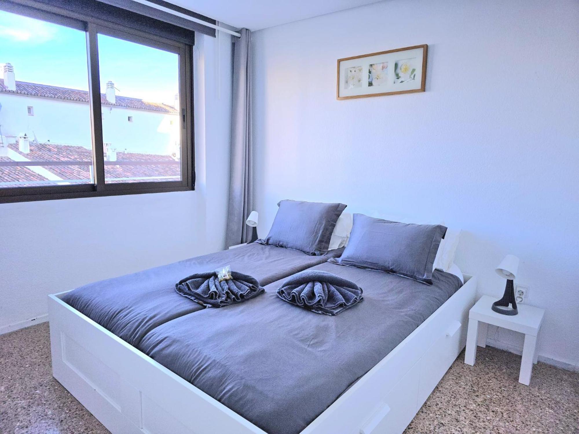 Apartment Nogalera Rainbow 2-bedroom Apartment, Pool And Parking By Namaste Elite *