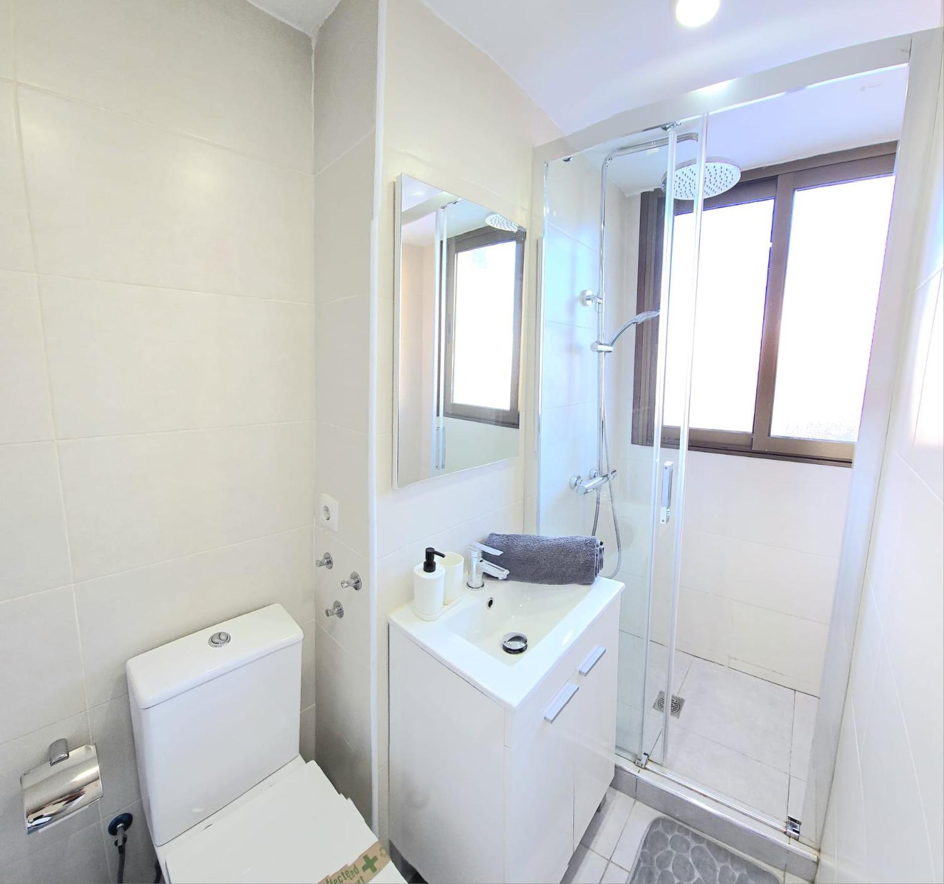 Apartment Nogalera Rainbow 2-bedroom Apartment, Pool And Parking By Namaste Elite Torremolinos
