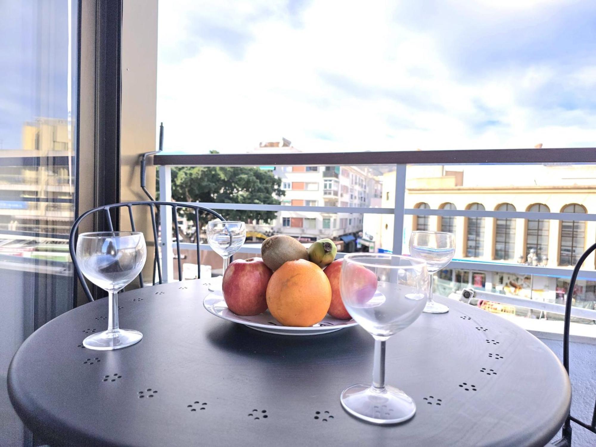 Apartment Nogalera Rainbow 2-bedroom Apartment, Pool And Parking By Namaste Elite Torremolinos