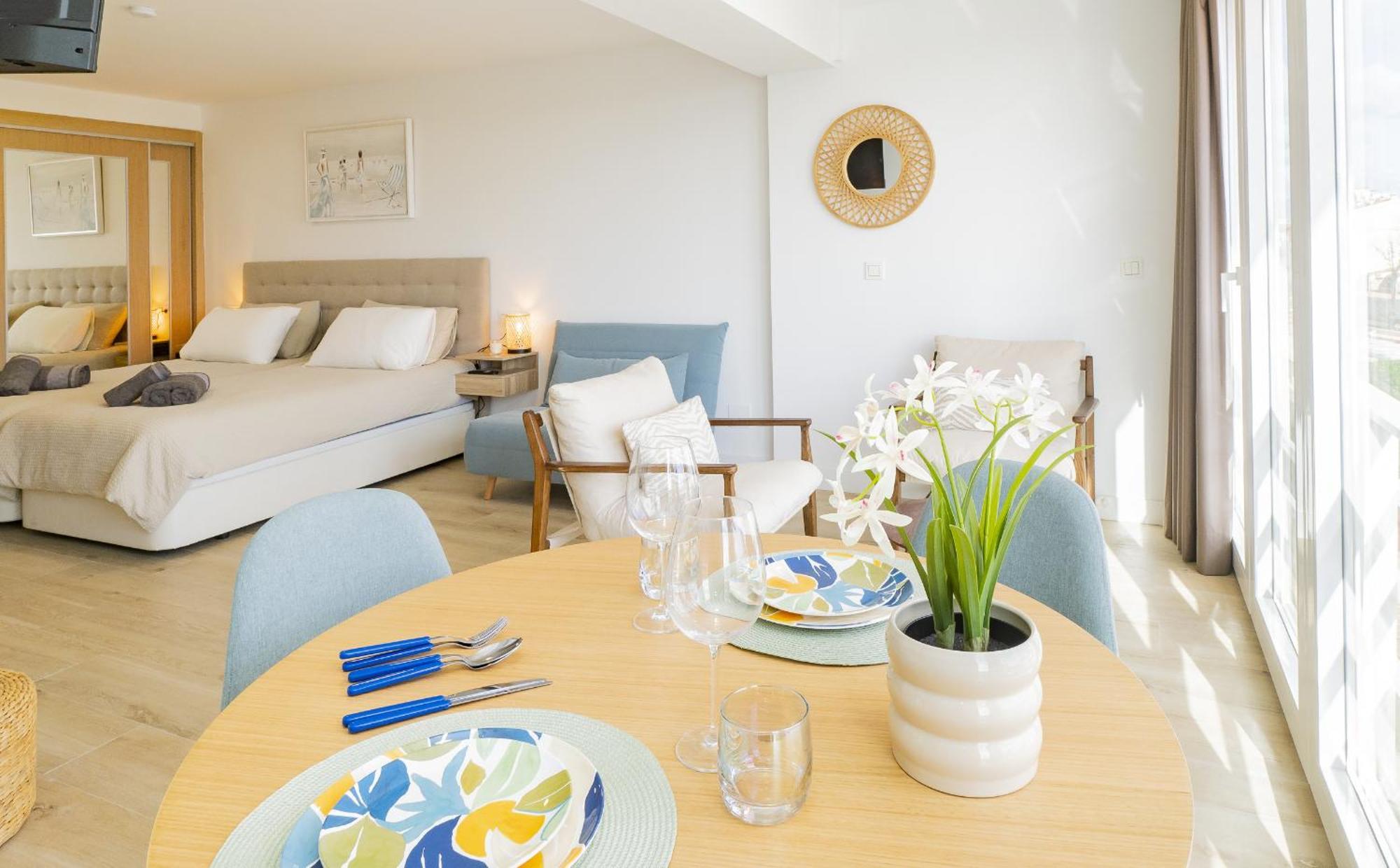 Cubo's Sea View & Fun Eurosol Appartement *