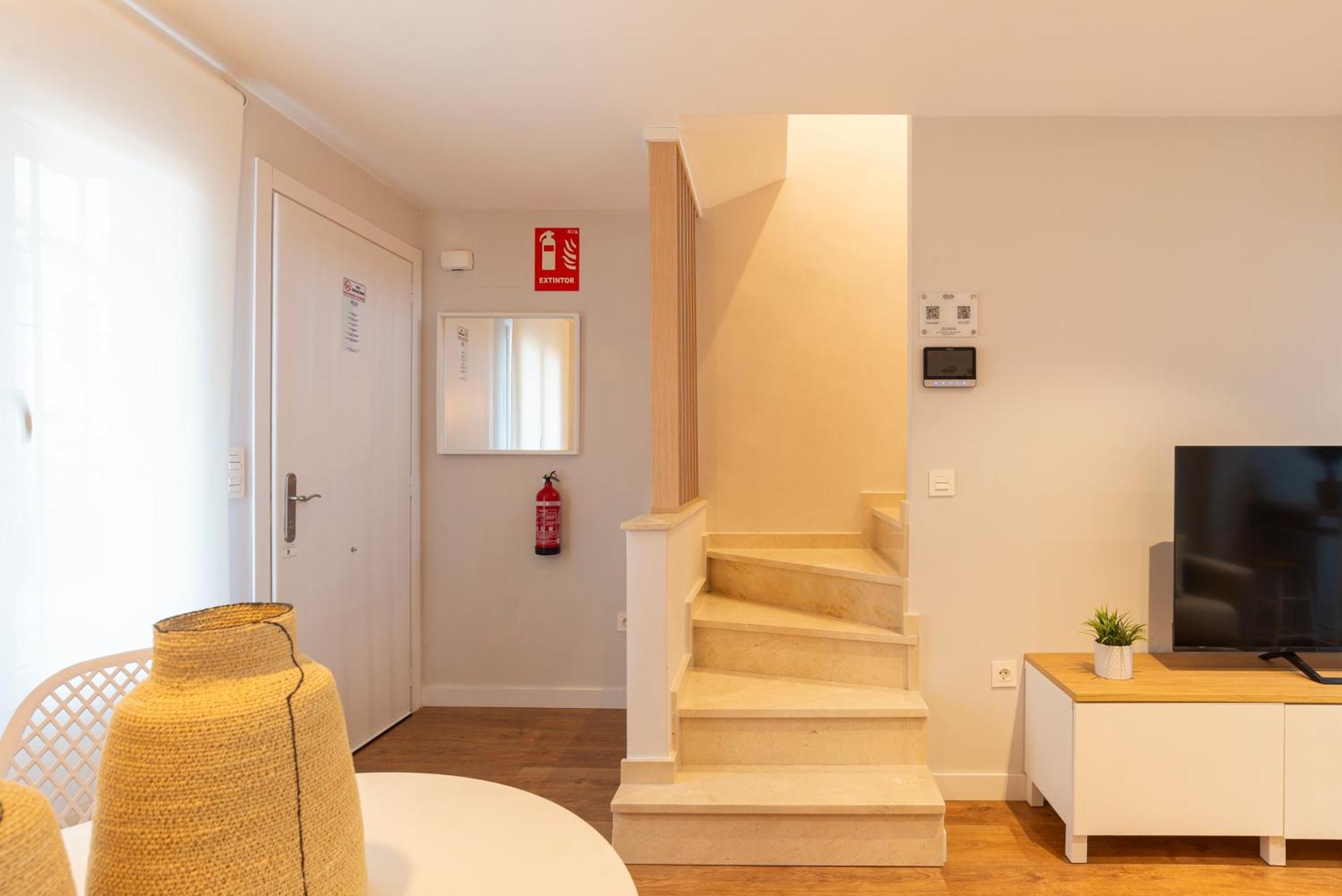 Apartment Colina By Ele