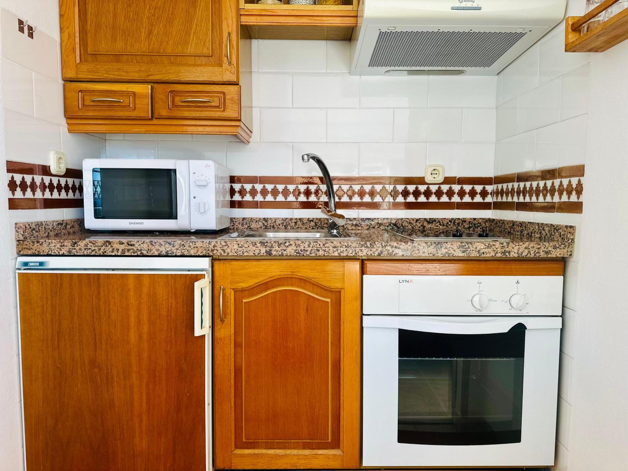Appartement Cozy- 100m From The With Pool & Perfect For2 Torremolinos