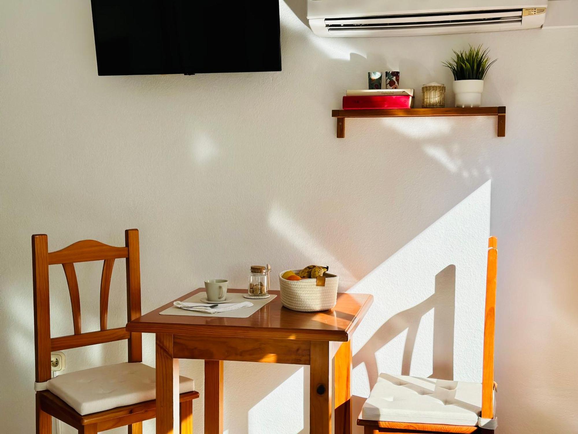 Appartement Cozy- 100m From The With Pool & Perfect For2 *