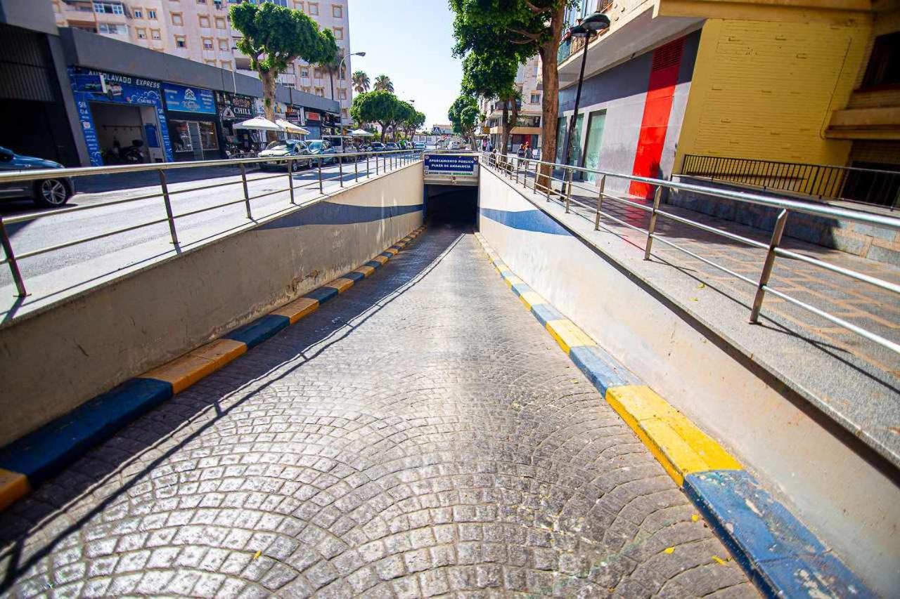 New Centro De Con Parking Torremolinos