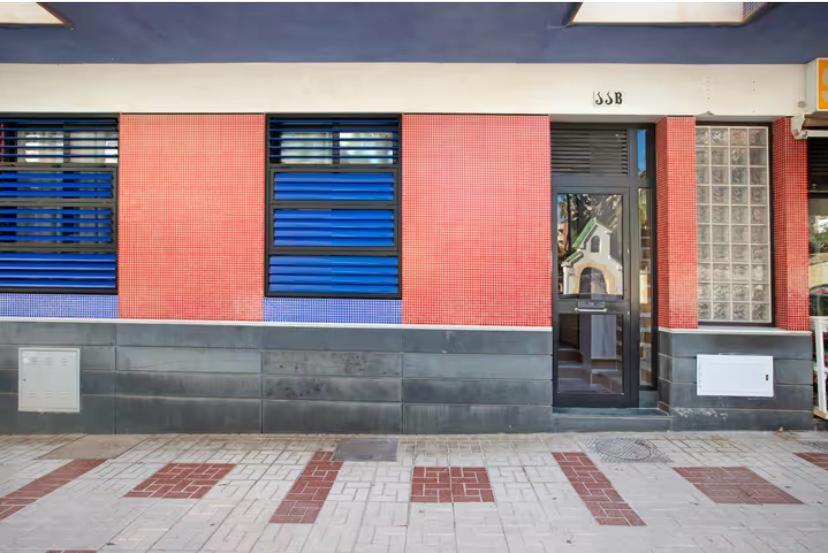 Bajondillo Apartment *