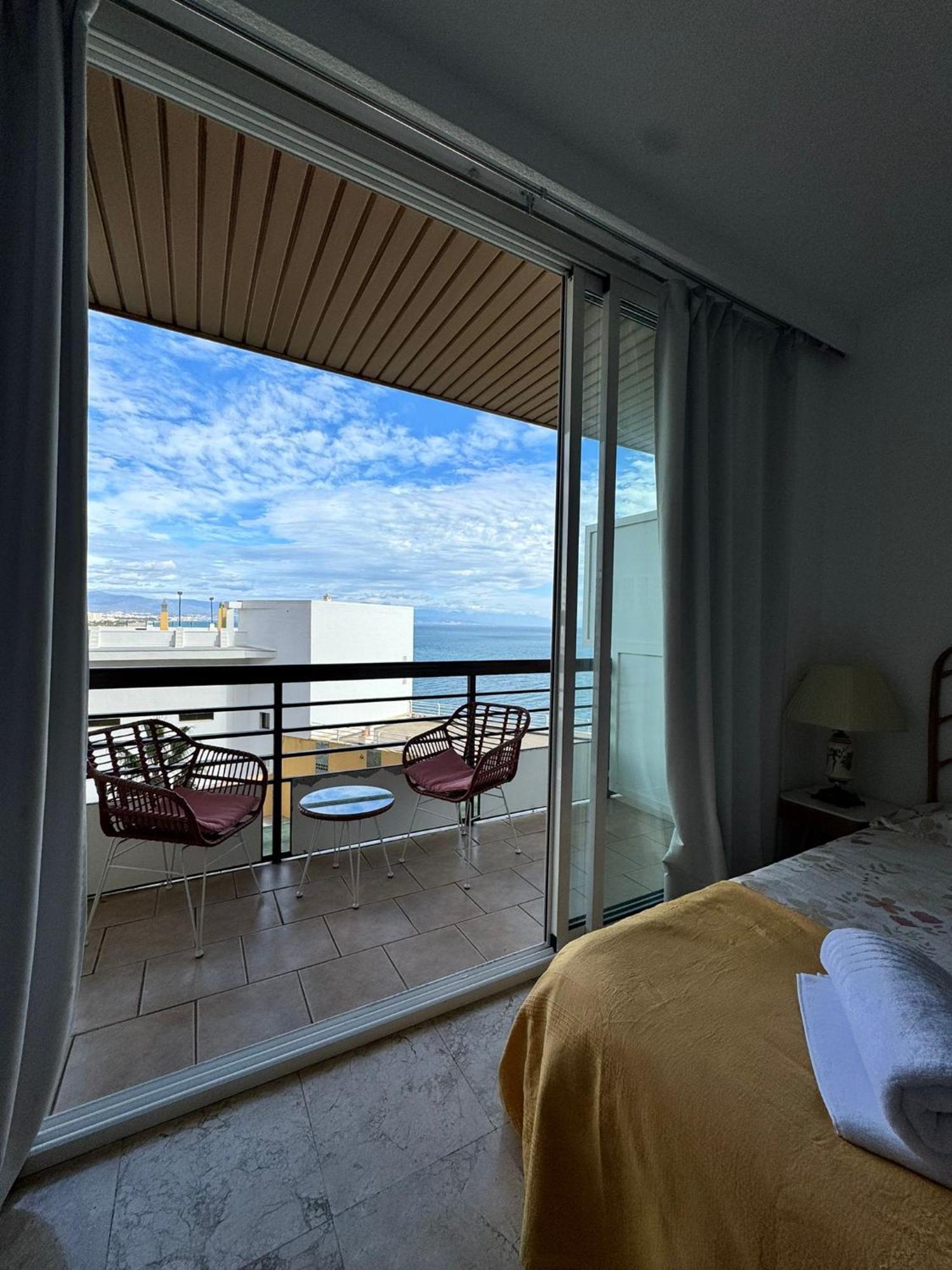 Apartment Castillo Santa Clara Estudio Con Vistas Laterales Al Mar