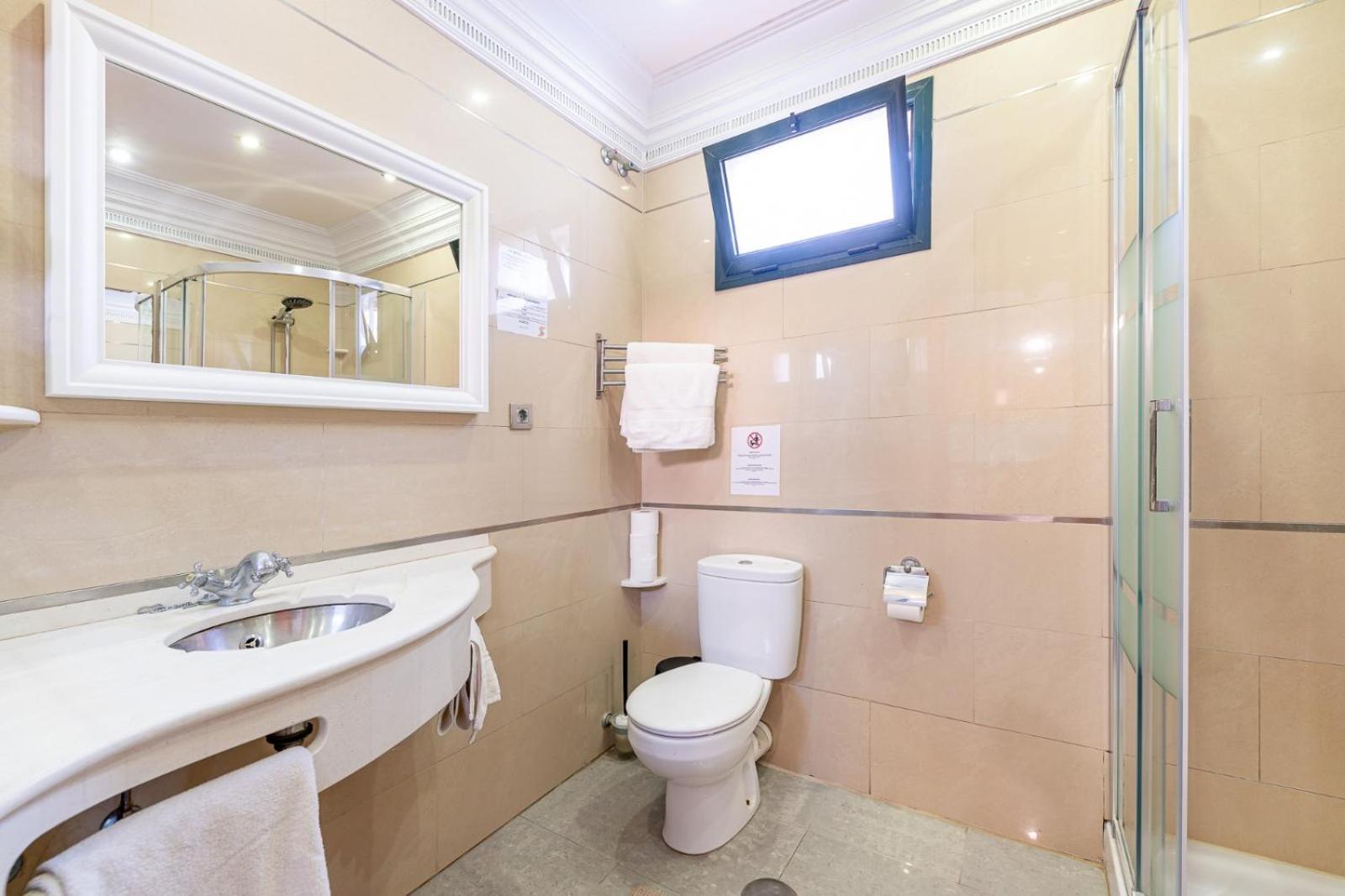 Hof Holland Carihuela Apartment Torremolinos