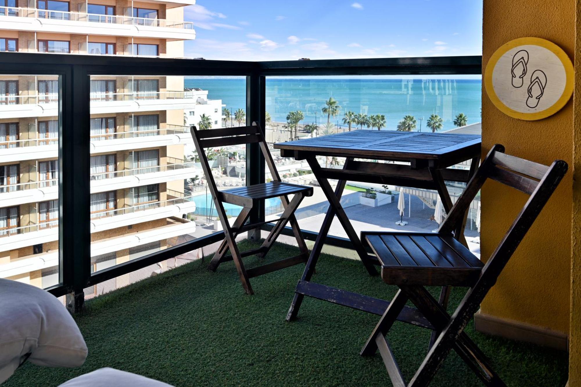 Rent4 Malaga Playa Del Bajondillo