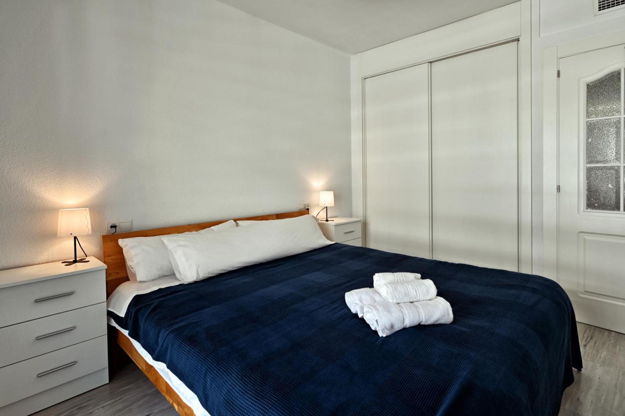 Apartment Rent4 Malaga Playa Del Bajondillo *