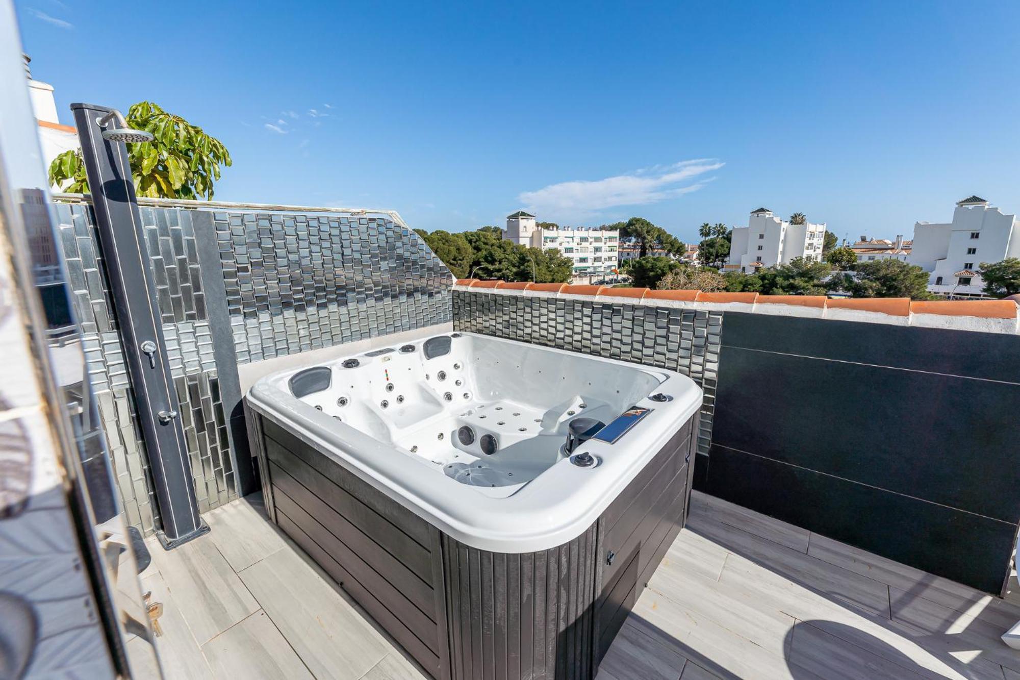 With Terrace Attic Views *
